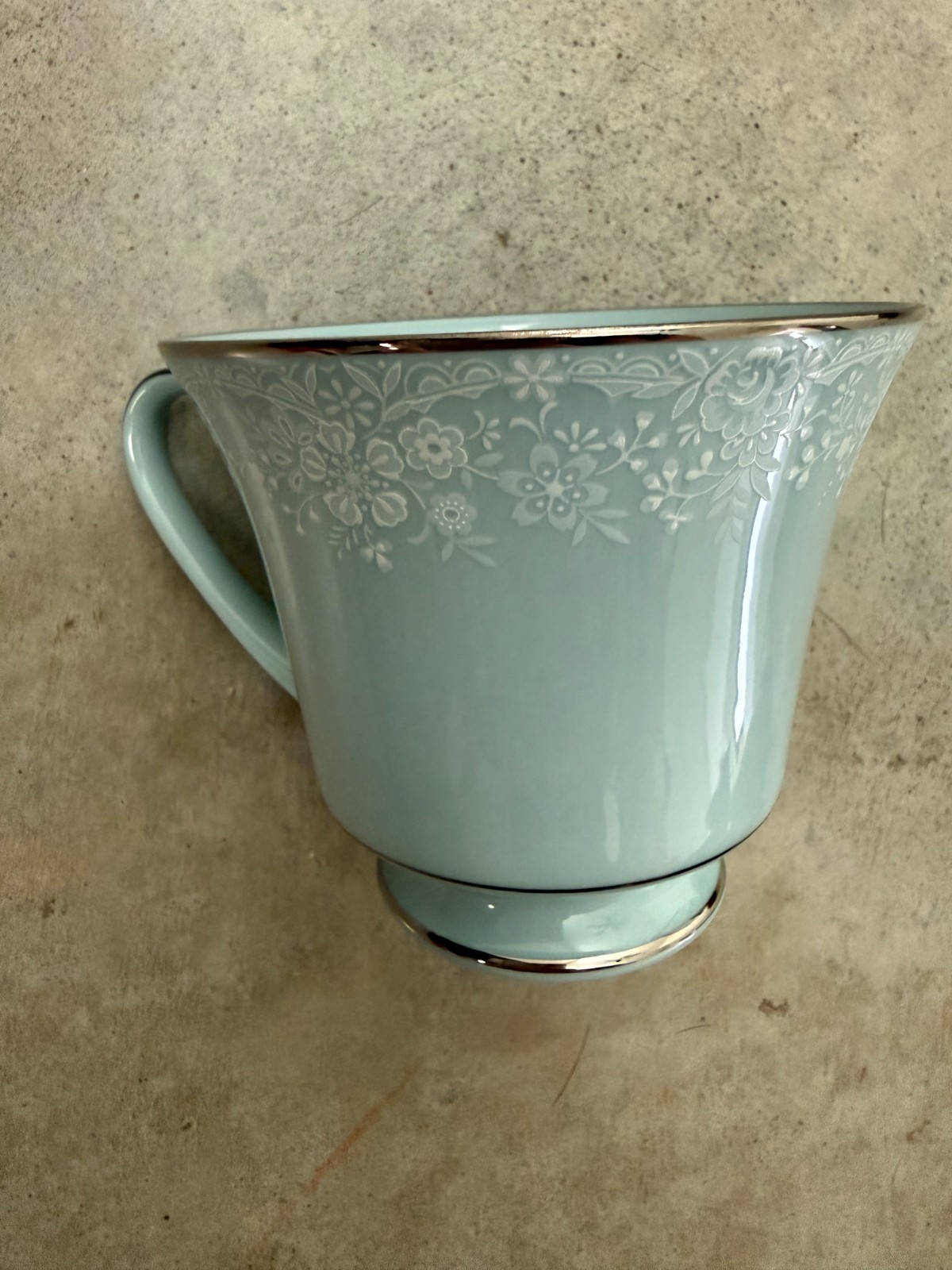 Noritake Fidelity Dinnerware tea cups Blue White Flowers Platinum Trim