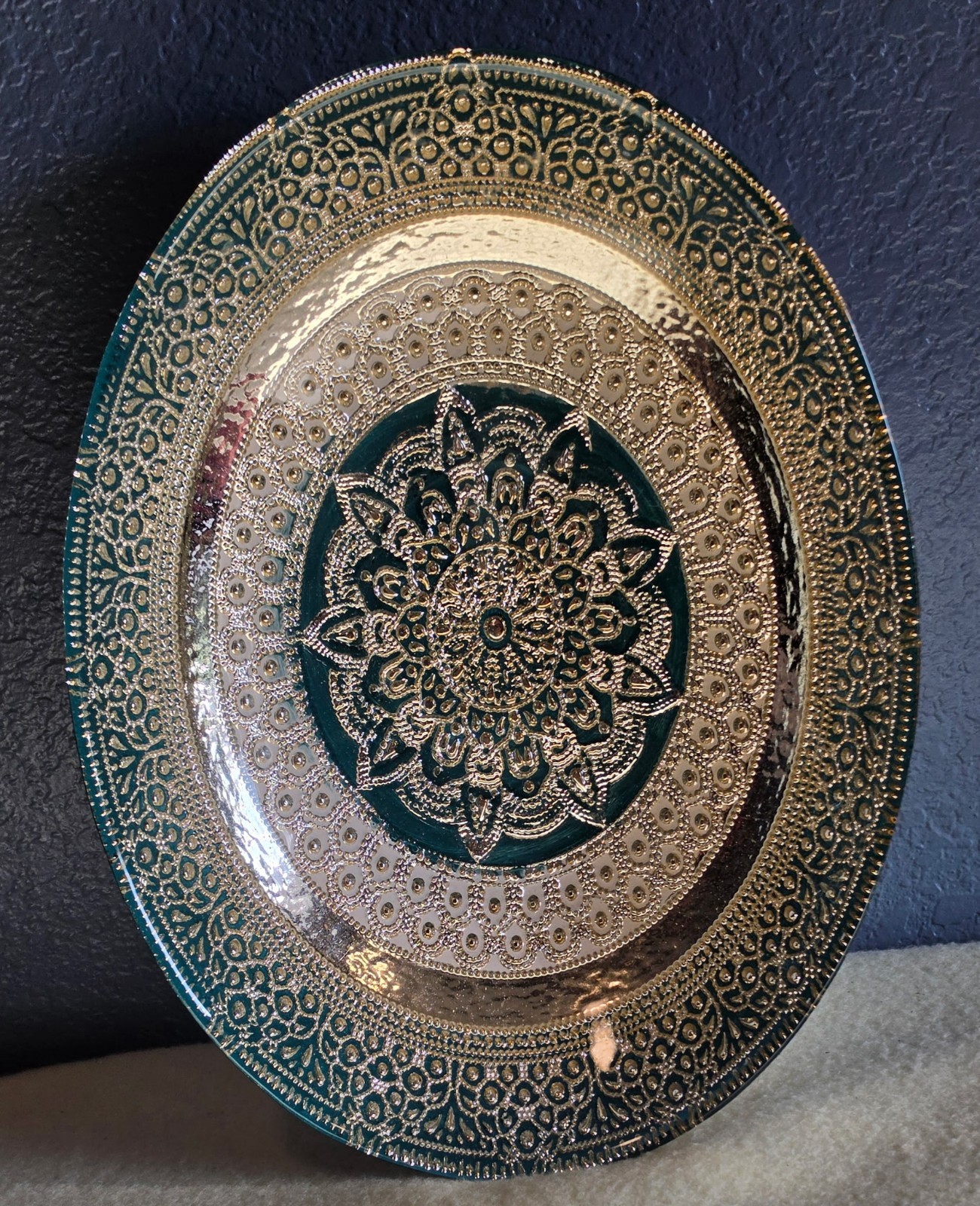 Turkish Glass Round Oval Serving Gold Green 11.5″ X 9″ X 2.5″ Beautifully Made