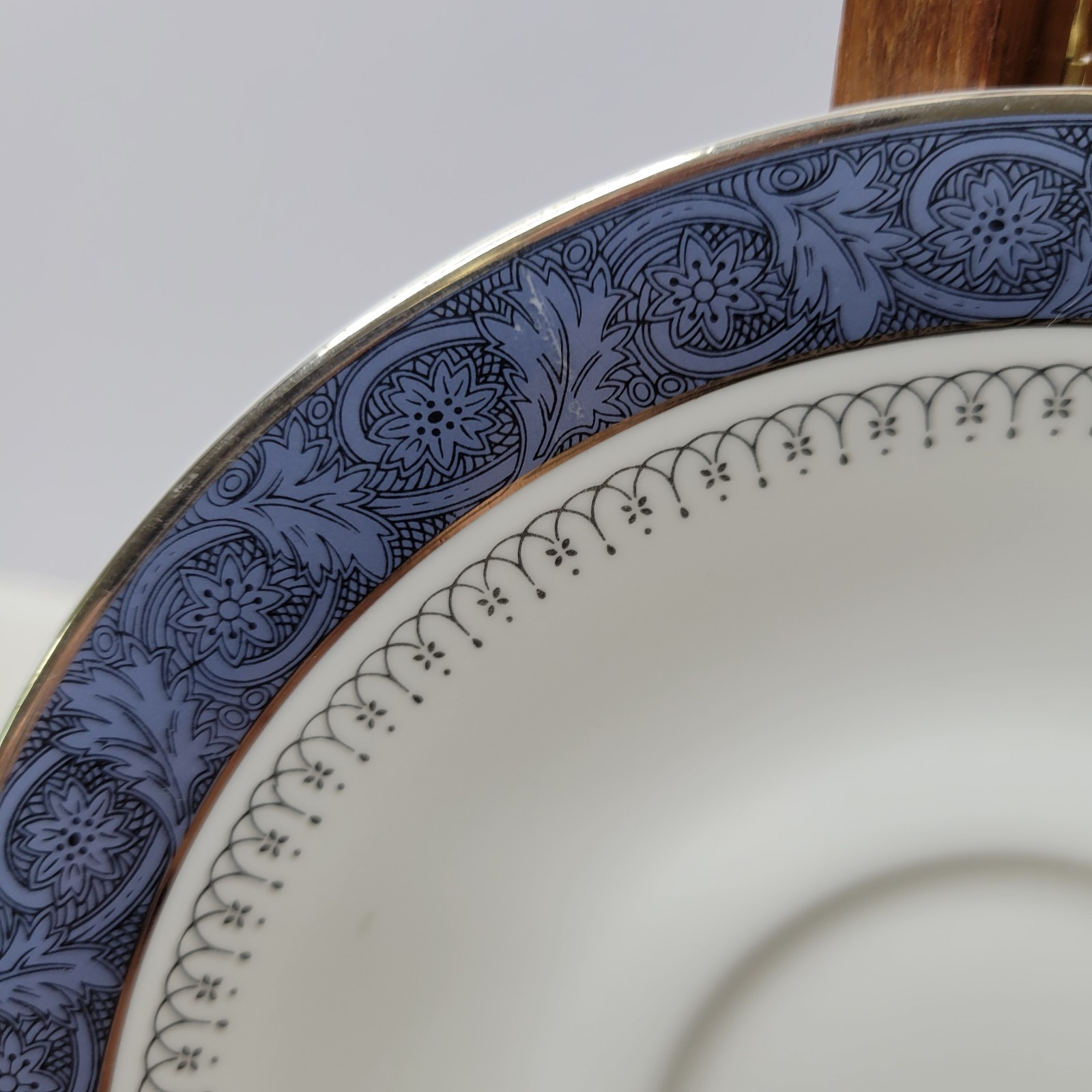 Royal Doulton Sherbrooke Saucers Bone China Set of 2 6″ White Blue Platinum