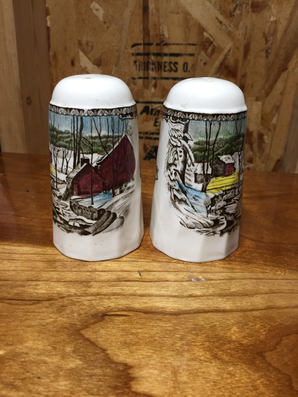 Friendly Village Johnson Brothers Salt Pepper 3/5 Made In England