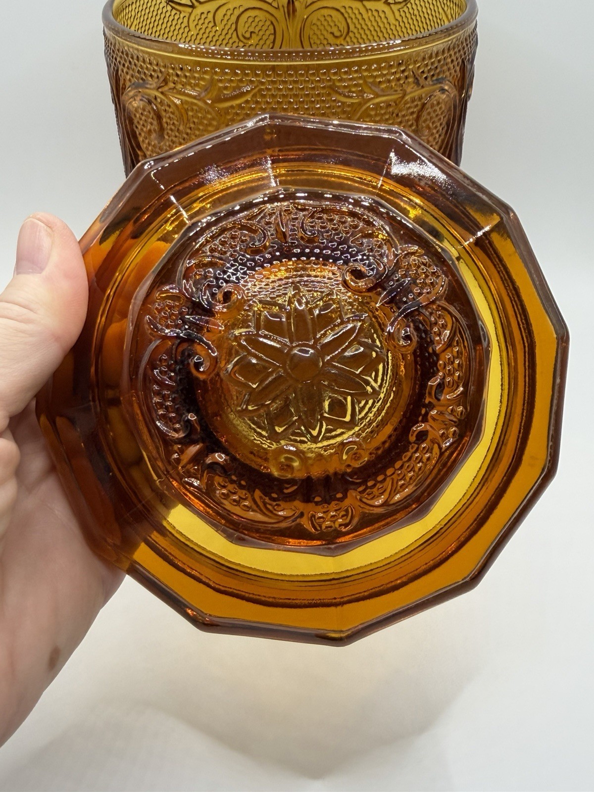 Indiana Glass Tiara Gold Amber Sandwich Biscuit Canister Jar W/ Lid LARGE , 9”