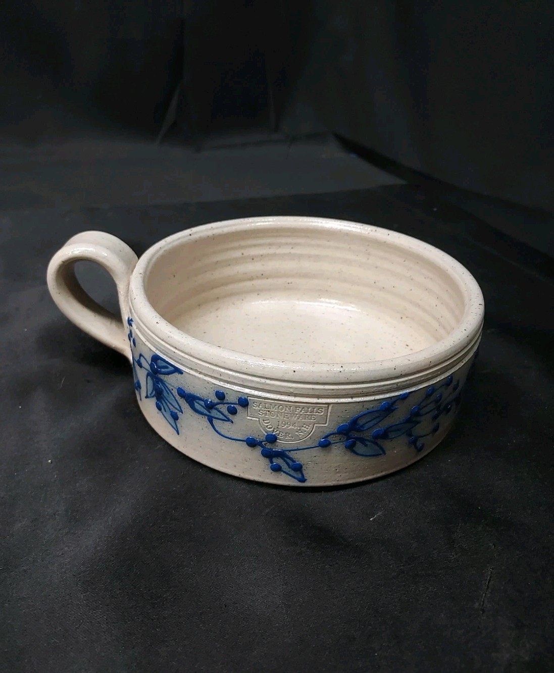 RARE Salmon Falls Stoneware Blueberry Vine 1994 Salsa Dip Bowl Signed Dover NH