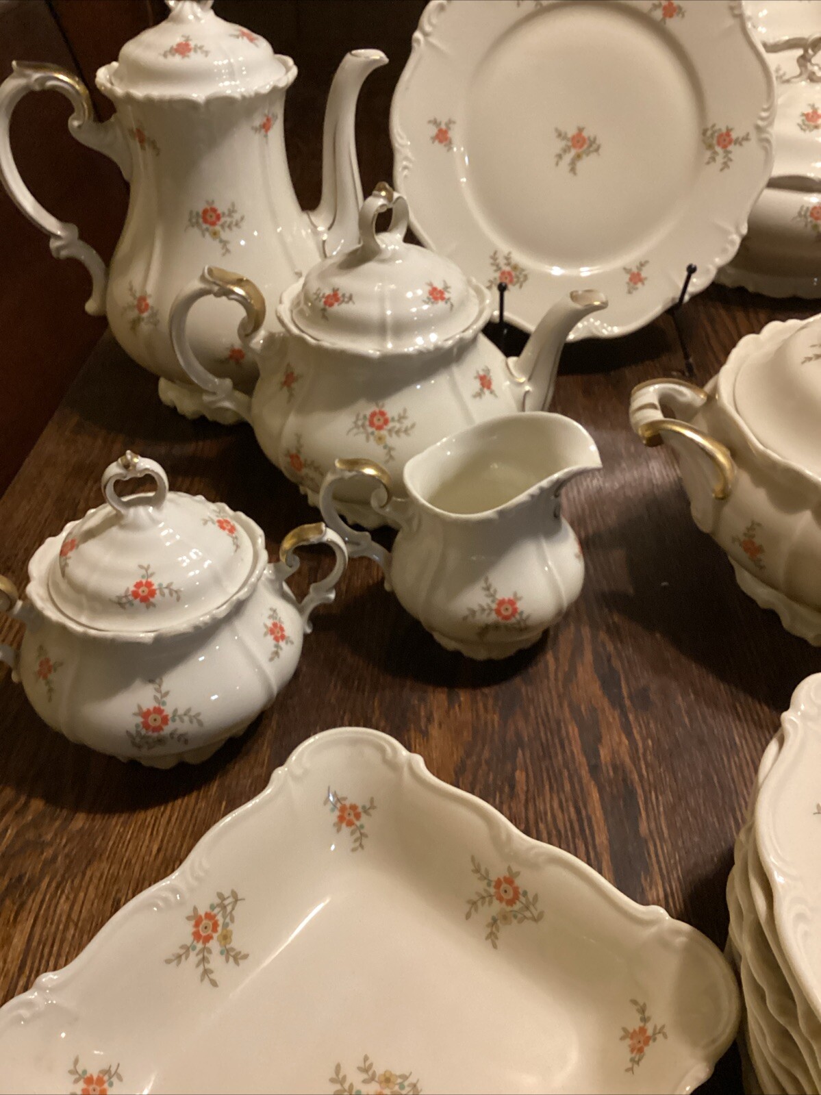 Edelstein Bavaria #6688 Edelstein Maria Theresa Dinnerware 72 Pieces Beautiful