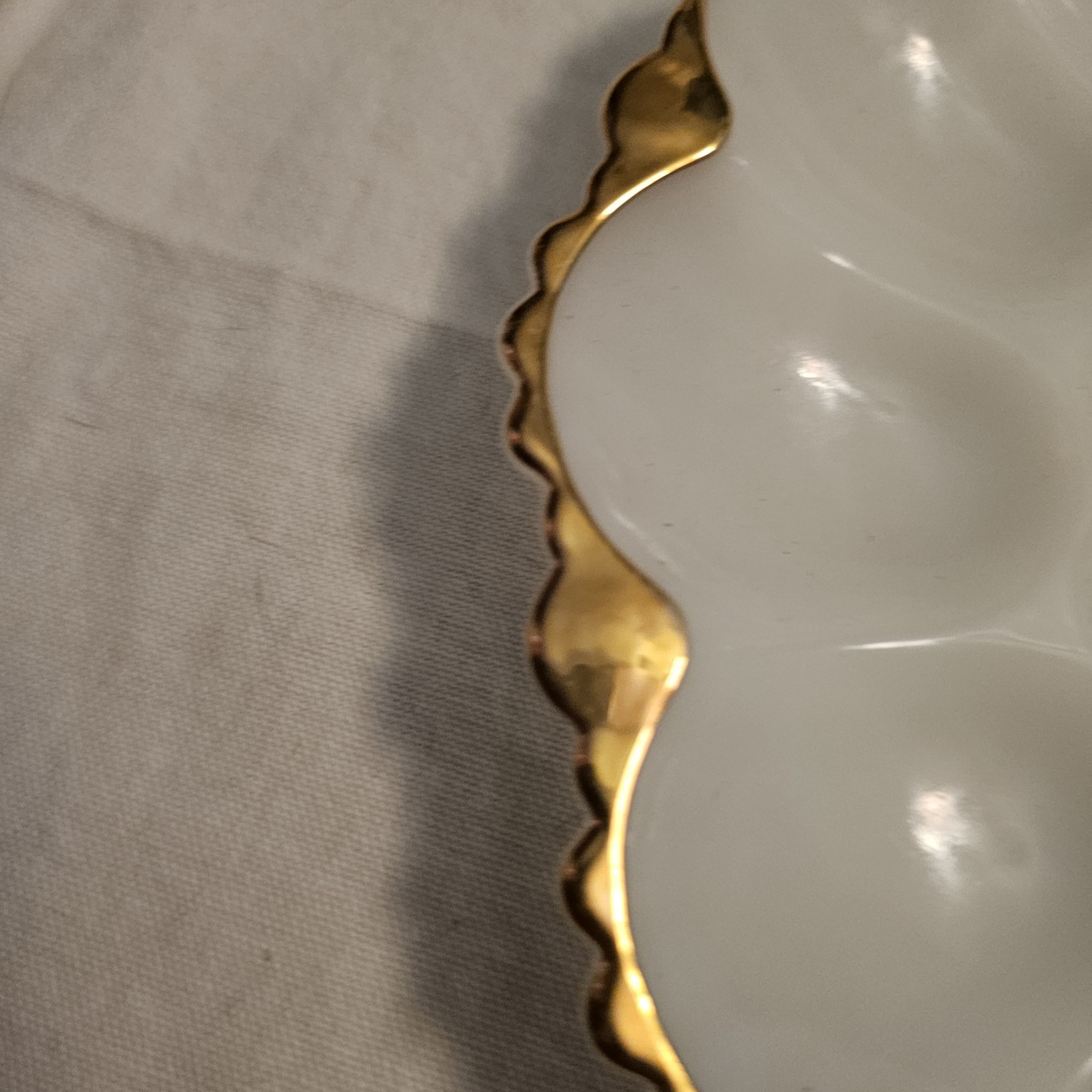 Vintage Anchor Hocking Milk Glass Deviled Egg Plate w/Gold Trim/Edging Flaw