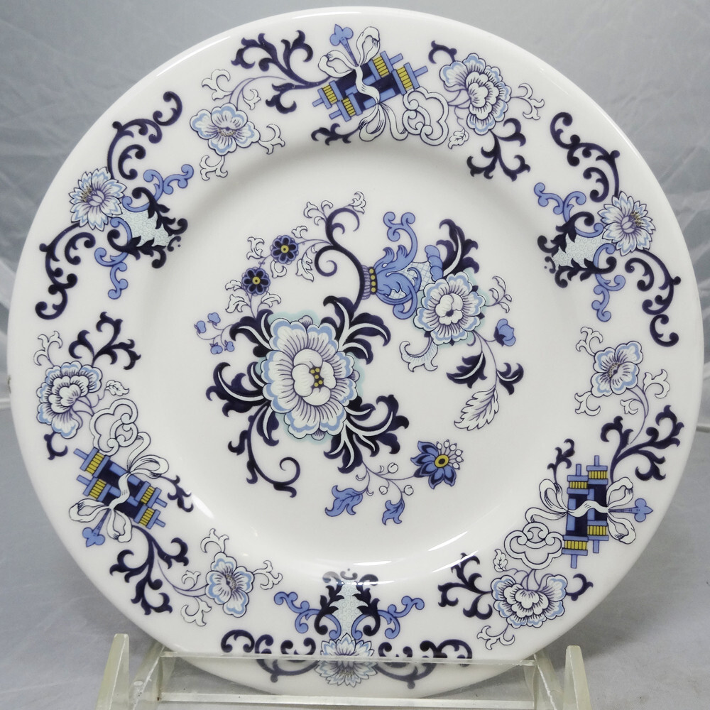 NANKIN TC1091 by Royal Doulton 5 Piece Place Setting NEW NEVER USED made England