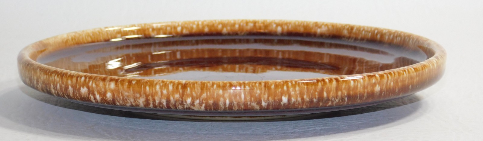 Vintage Hull Pottery Brown Drip Glaze Salad Plates 7 3/8″ – Lot of 4 – Read
