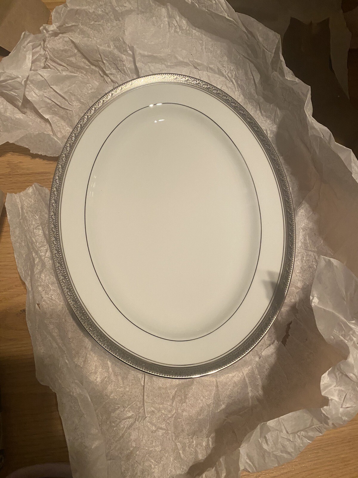 NORITAKE CRESTWOOD PLATINUM 4166 ONE LARGE OVAL SERVING PLATTER 14” NEW