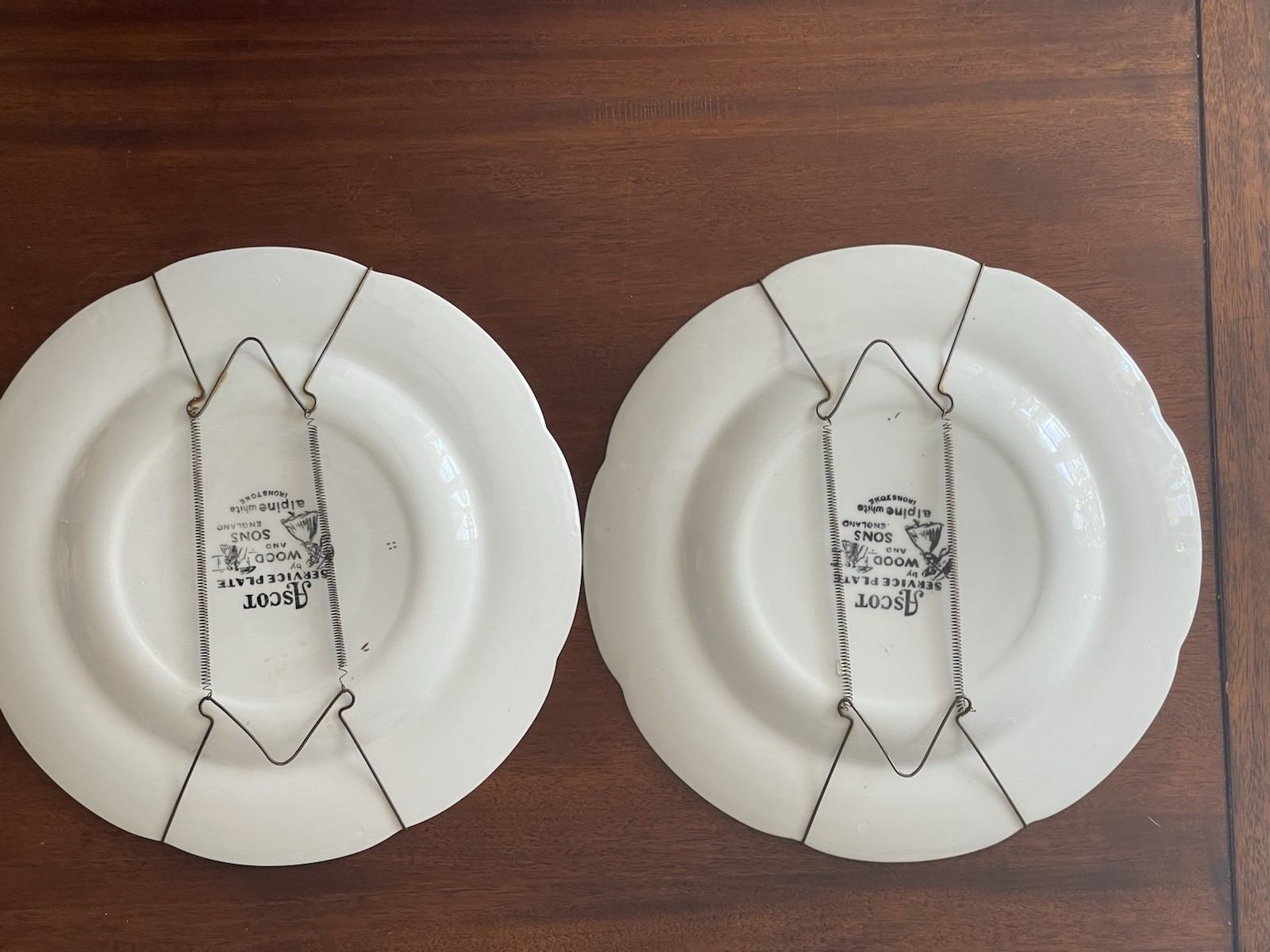 Vintage Ascot Wood & Sons English Village Wall Plates Green Rim Set of 2
