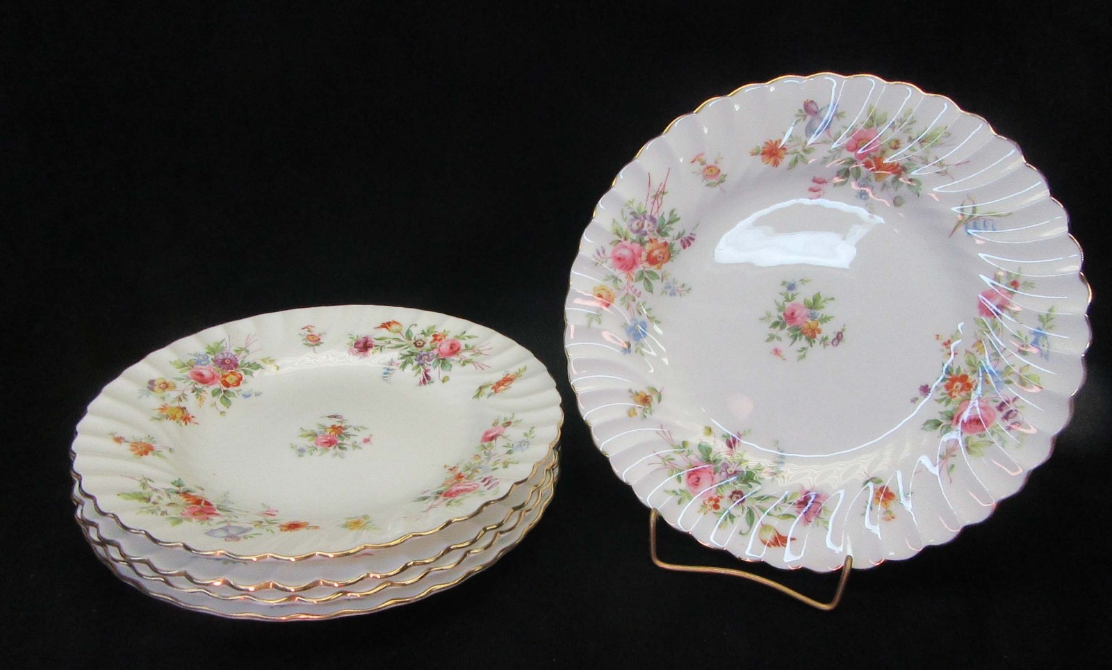 Vtg. Minton Marlow 7-7/8″ Salad Plate(s) Globe Backstamp Floral MINT CONDITION