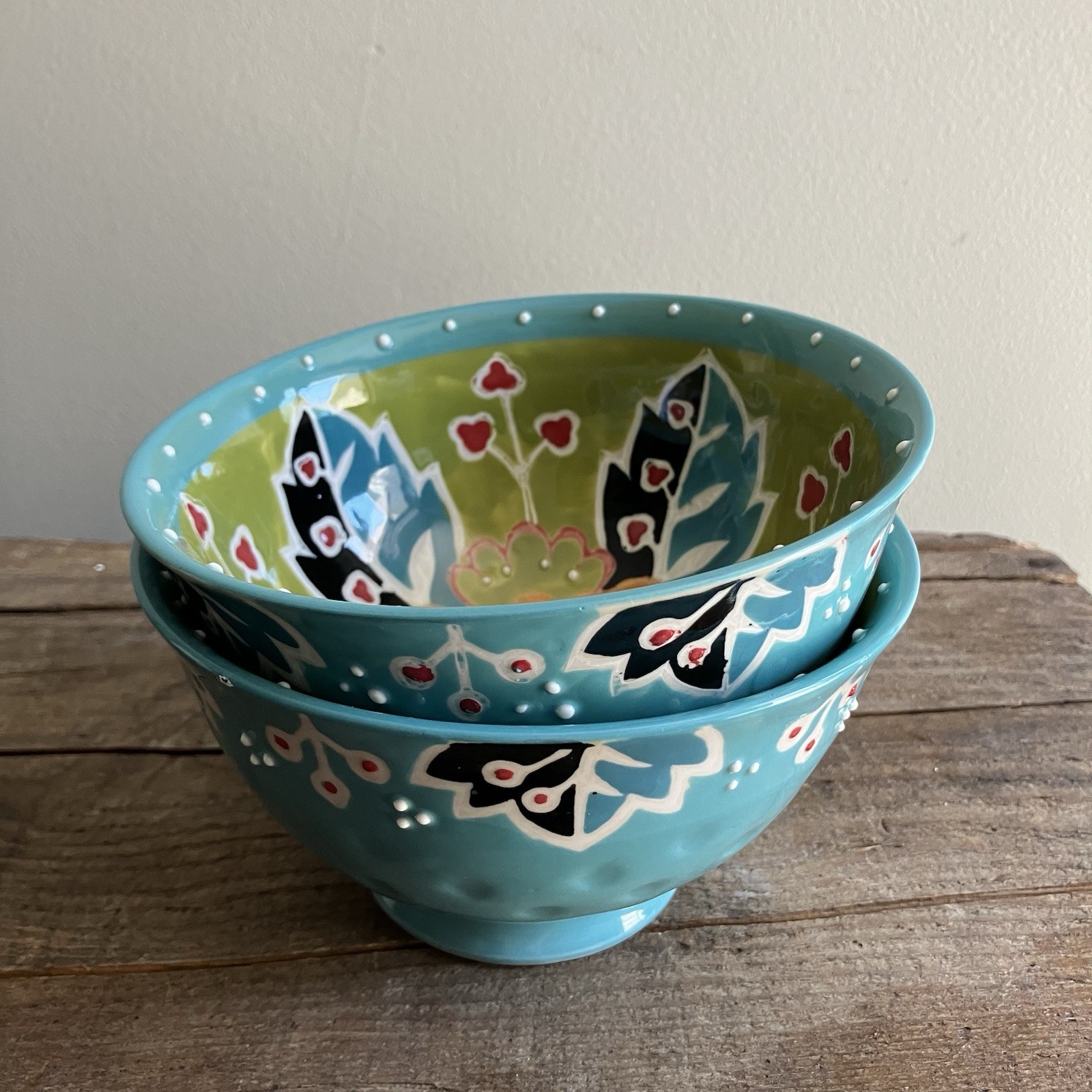 2 Yokohama Studio Japan 6″ Rice Soup Noodle Bowls Hand Painted & Embossed Dots