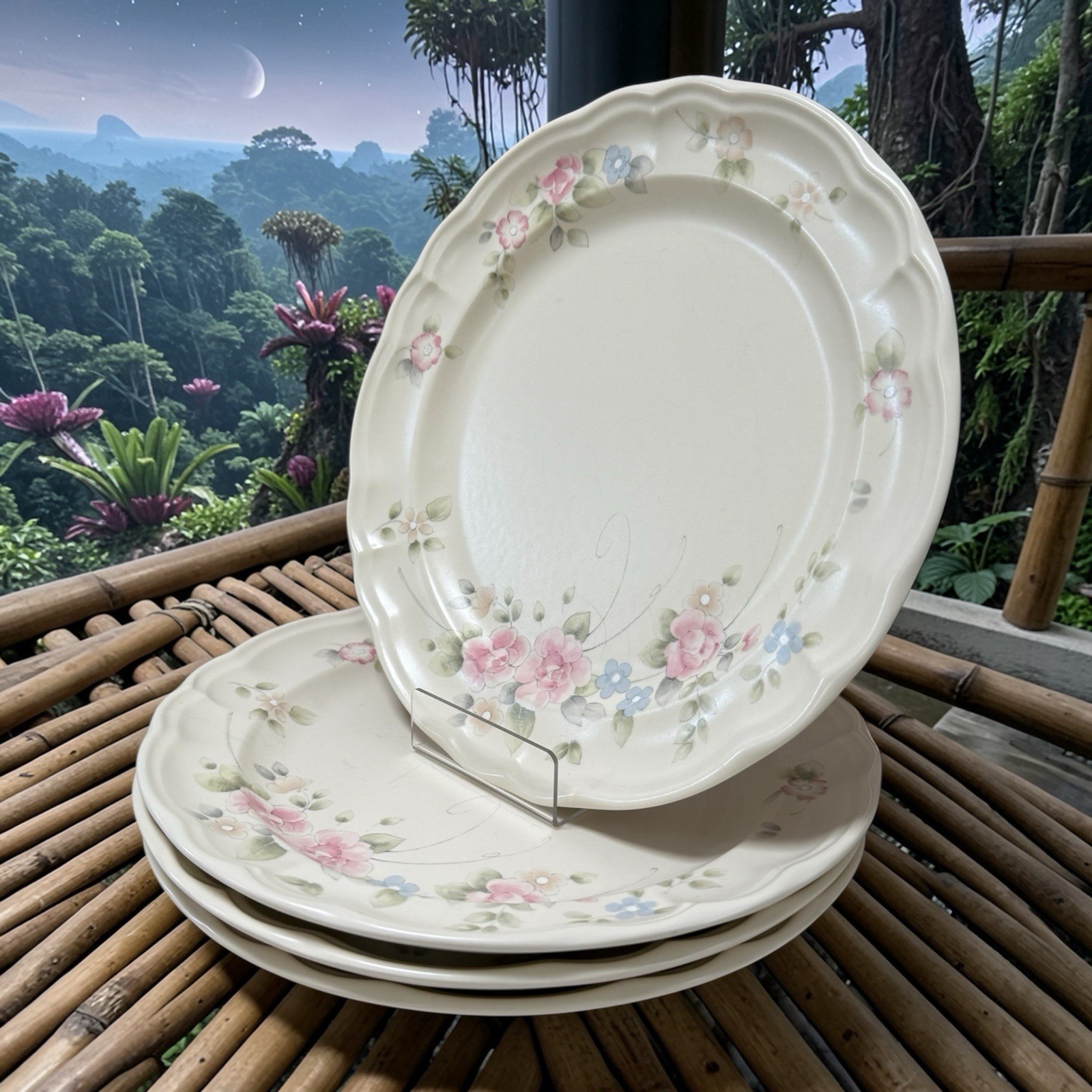 4 Pfaltzgraff tea Rose • 10 3/8″ Scalloped Dinner Plates EUC