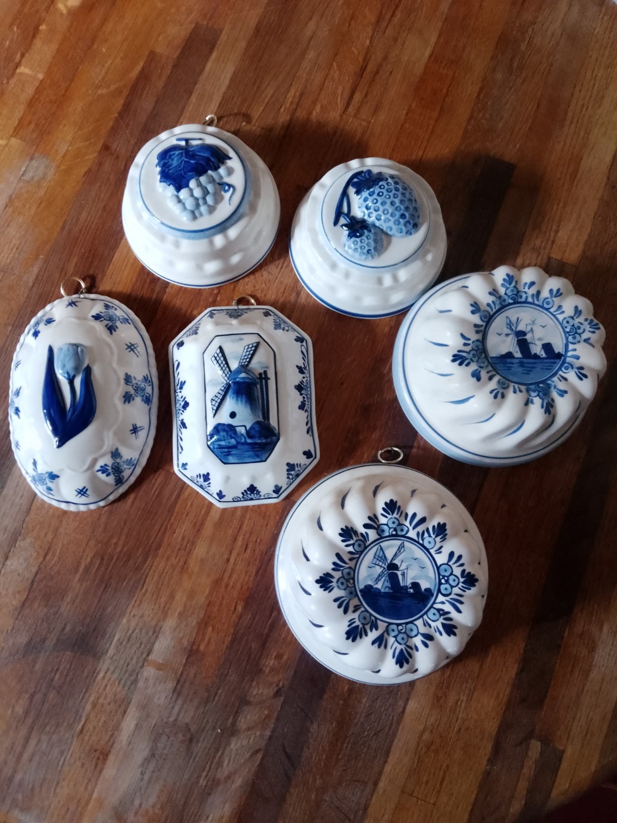 Delft 6 Pieces Wall hanging Bowls/plates Blue Antique