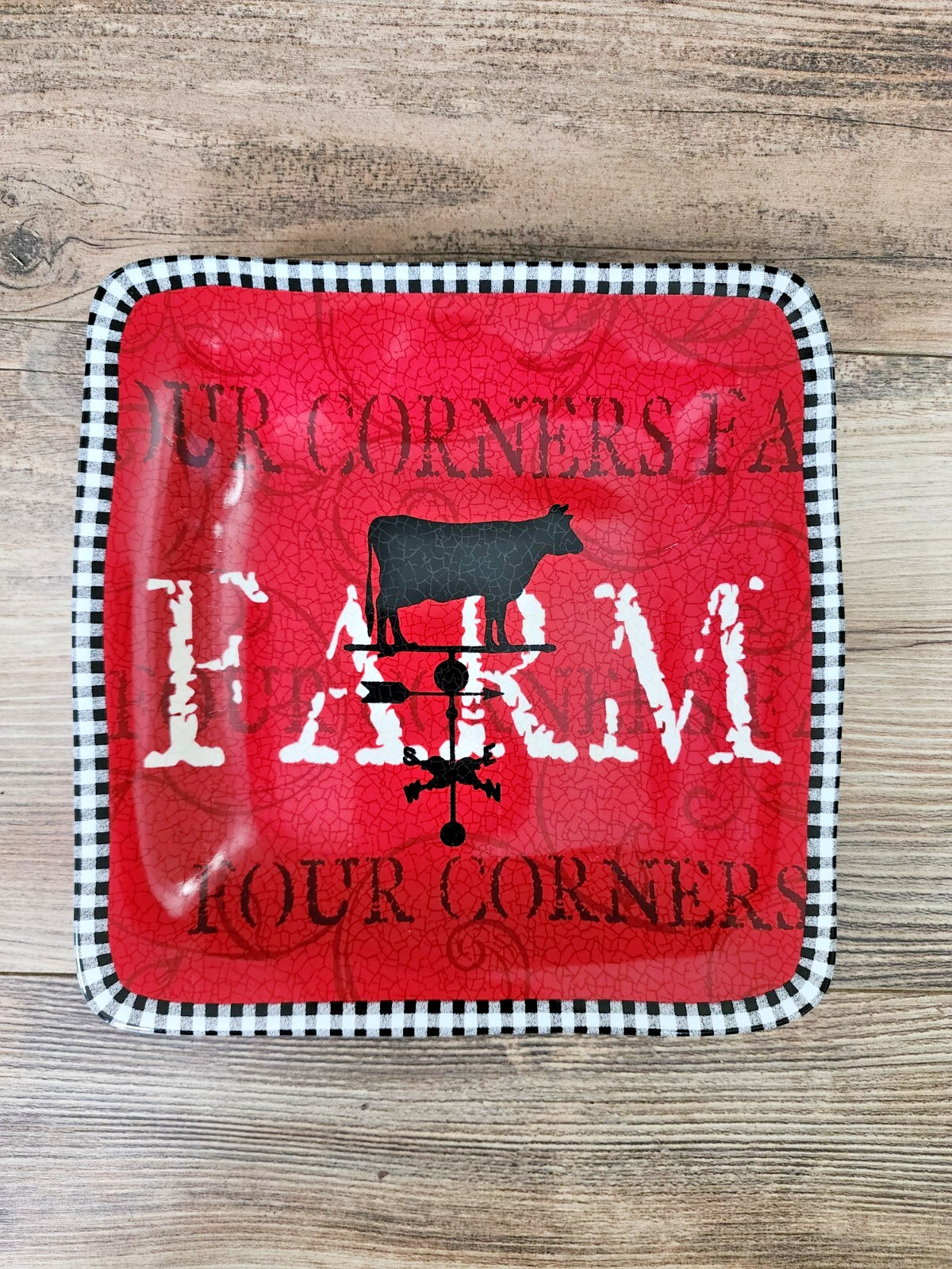 222 Fifth Four Corners Farm Square Plate | 8 in X 8 in