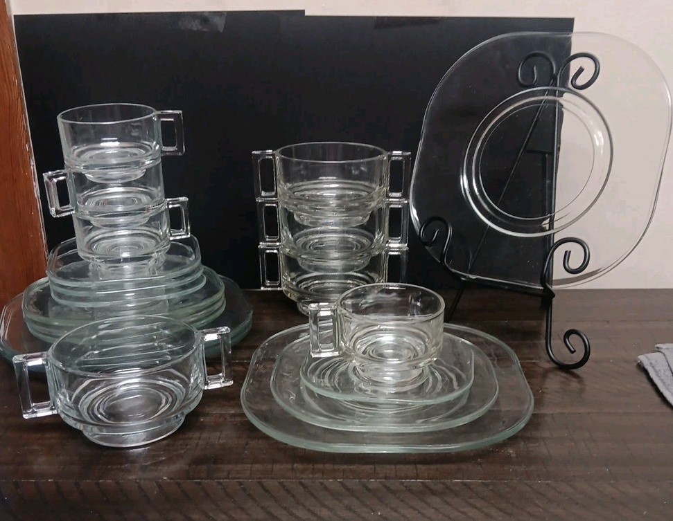 MCM 4 Place Table Settings Joe Capone Italy Arno Glass Clear W/Soups 20 Piece