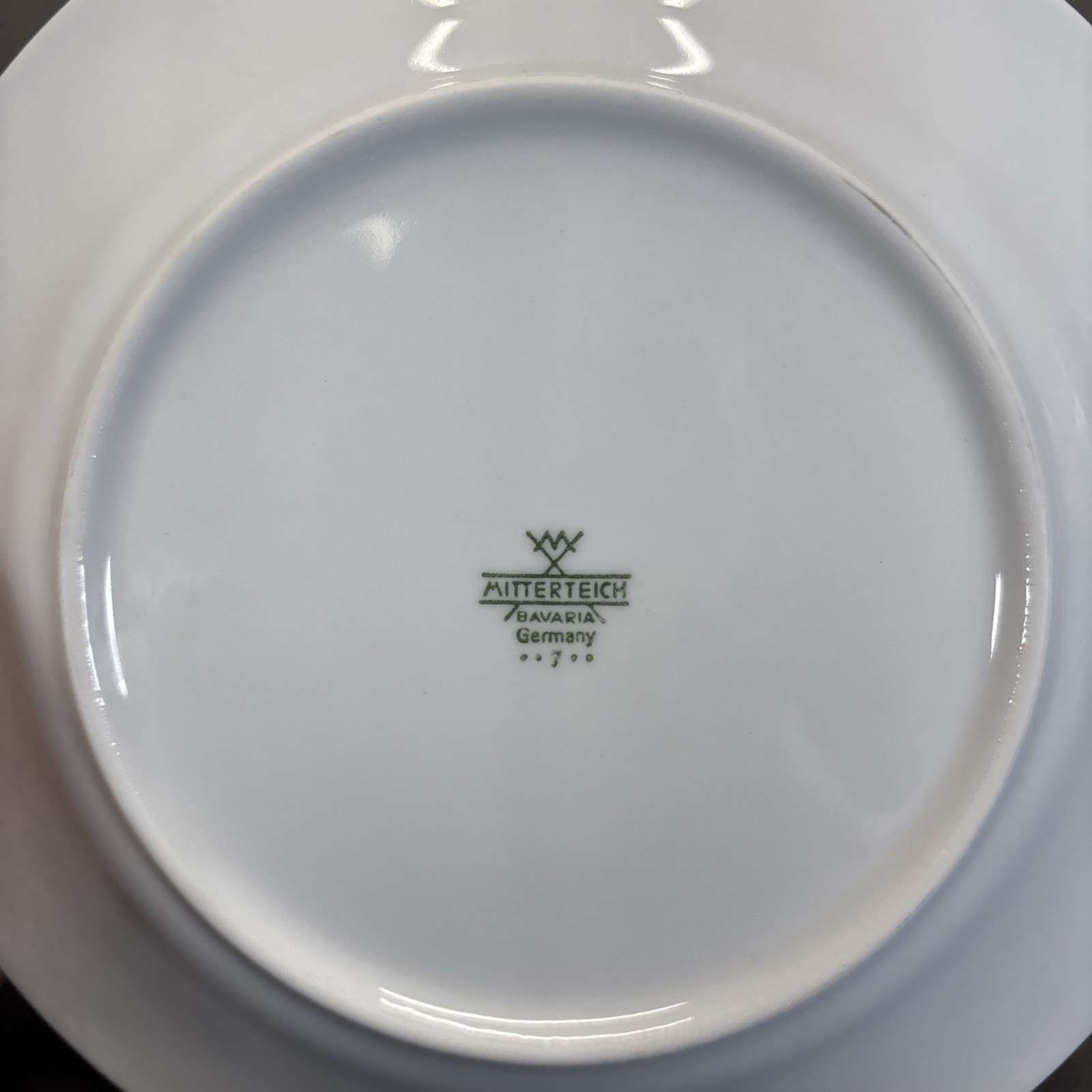 Mitterteich Bavaria Salad Plate 7 1/2″ Set of 4 Gold Trim Verge Embossed Scrolls