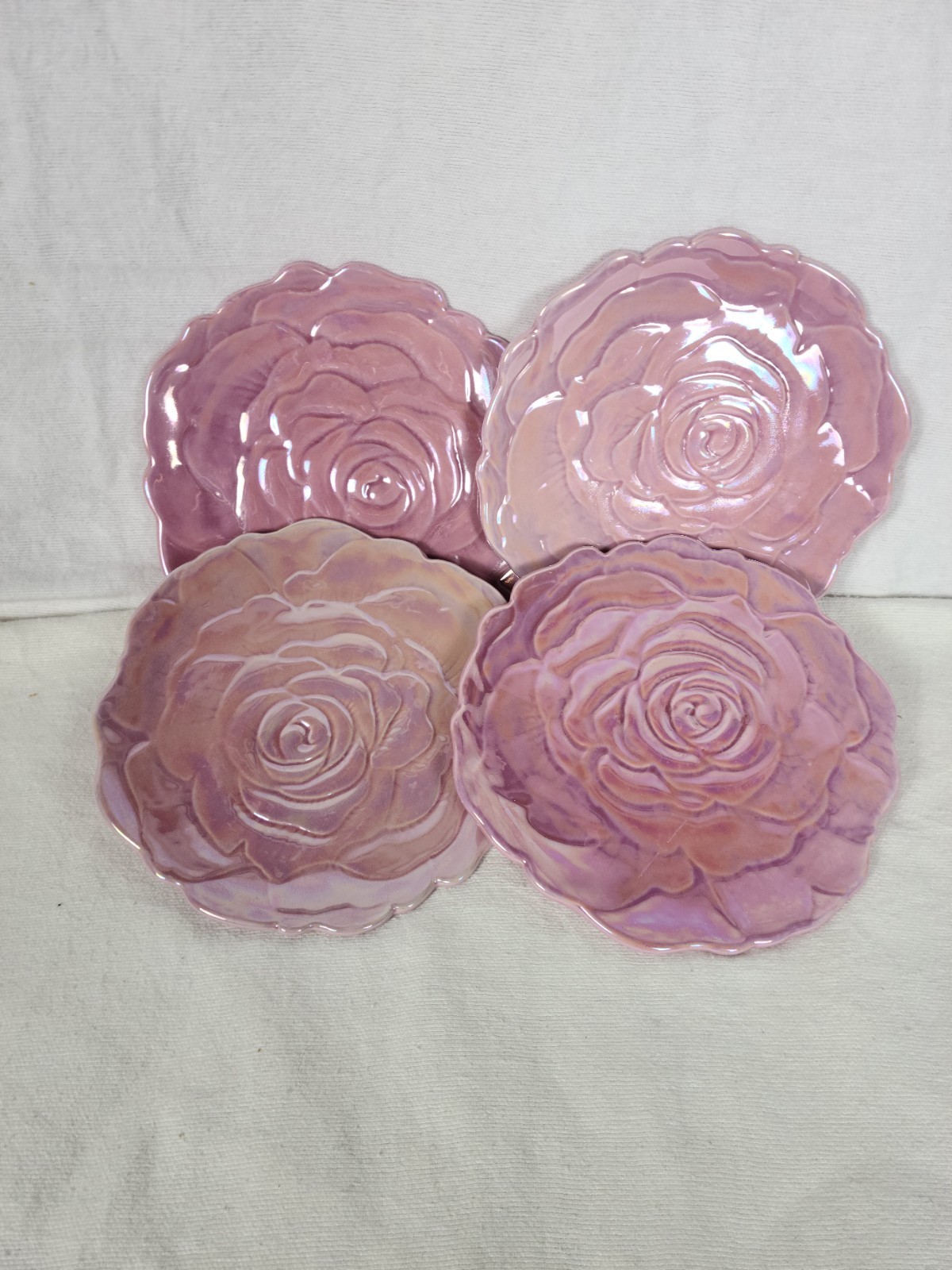 Holiday Home Set Of 4 Pearl Pink Rose Plates