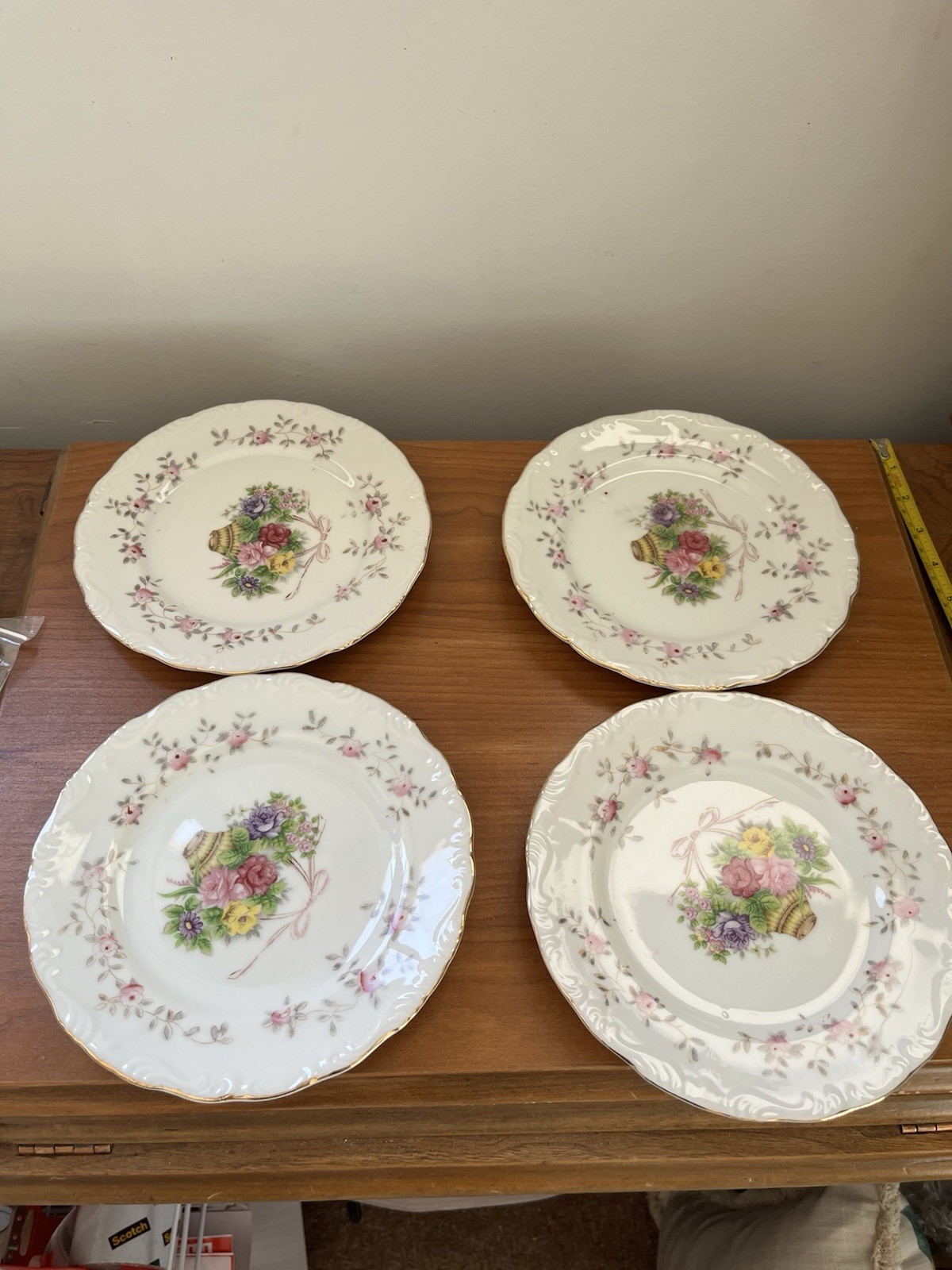 Set Of 4 Vintage Lipper & Mann Salad Dishes In Bristol Gardens Pattern