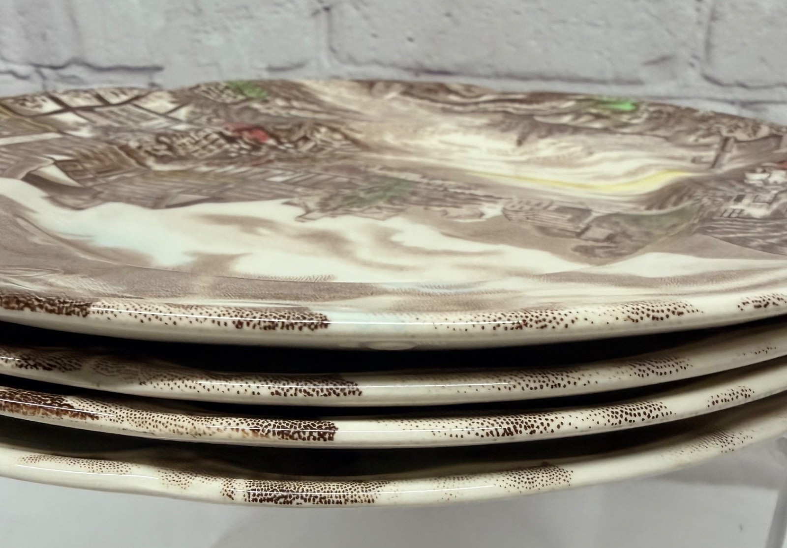 4 Johnson Brothers England Olde English Countryside Luncheon Plate Multicolor 9”