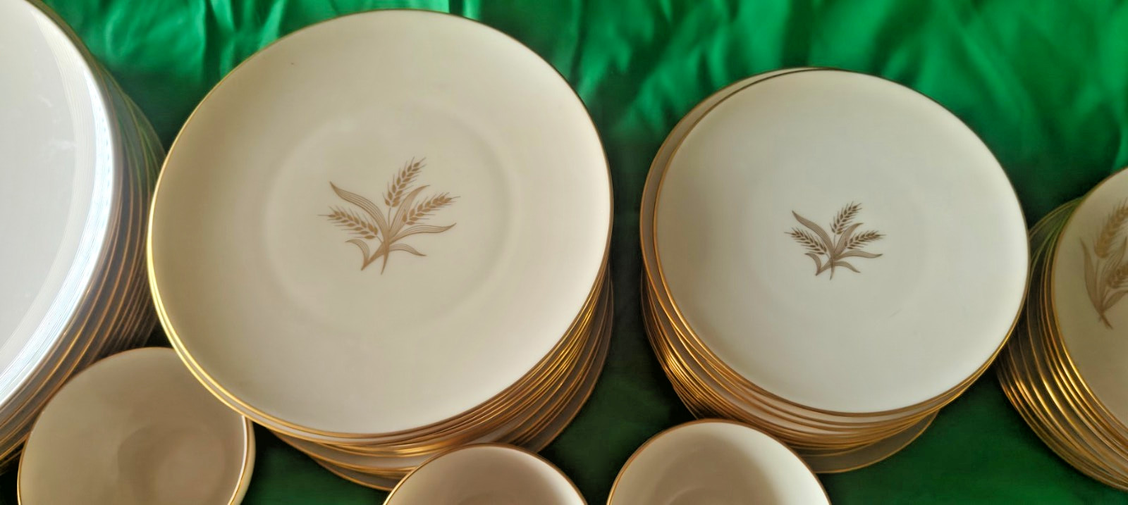 Vintage Set of Lenox Wheat R442 China . 67 piece set +