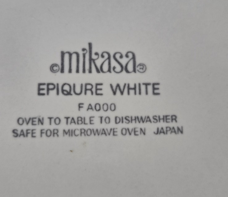 Mikasa EPIQURE WHITE 12-1/8″ Chop Plate Round Serving Platter FA000 Stoneware EC