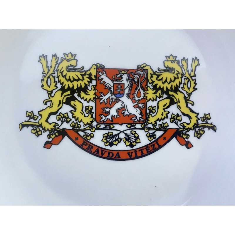 Bohemia Pravda Vitezi Czechoslovakia Carlsbad Porcelain Plate 9.5″ Coat of Arms