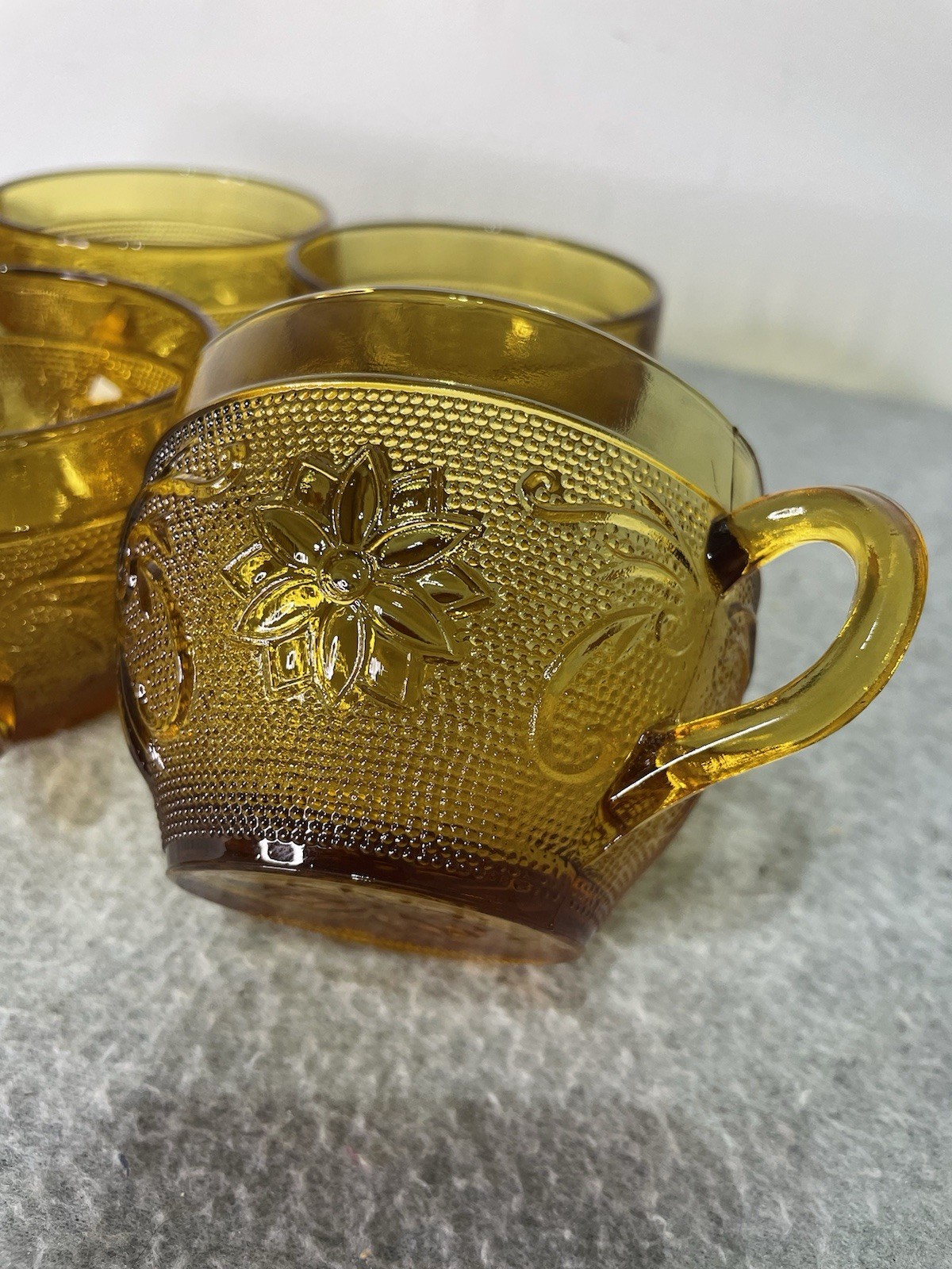 Tiara Chantilly Daisy Sandwich Amber Indiana Glass Coffee Tea Cup set of 6