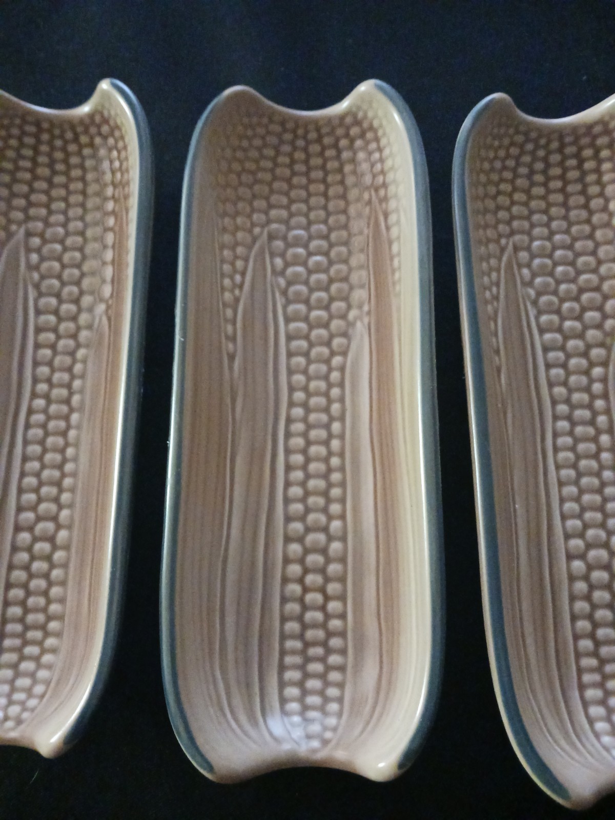 3~ Pfaltzgraff Folk Art Stoneware Corn Cob Serving Dishes(FREE SHIPPING)