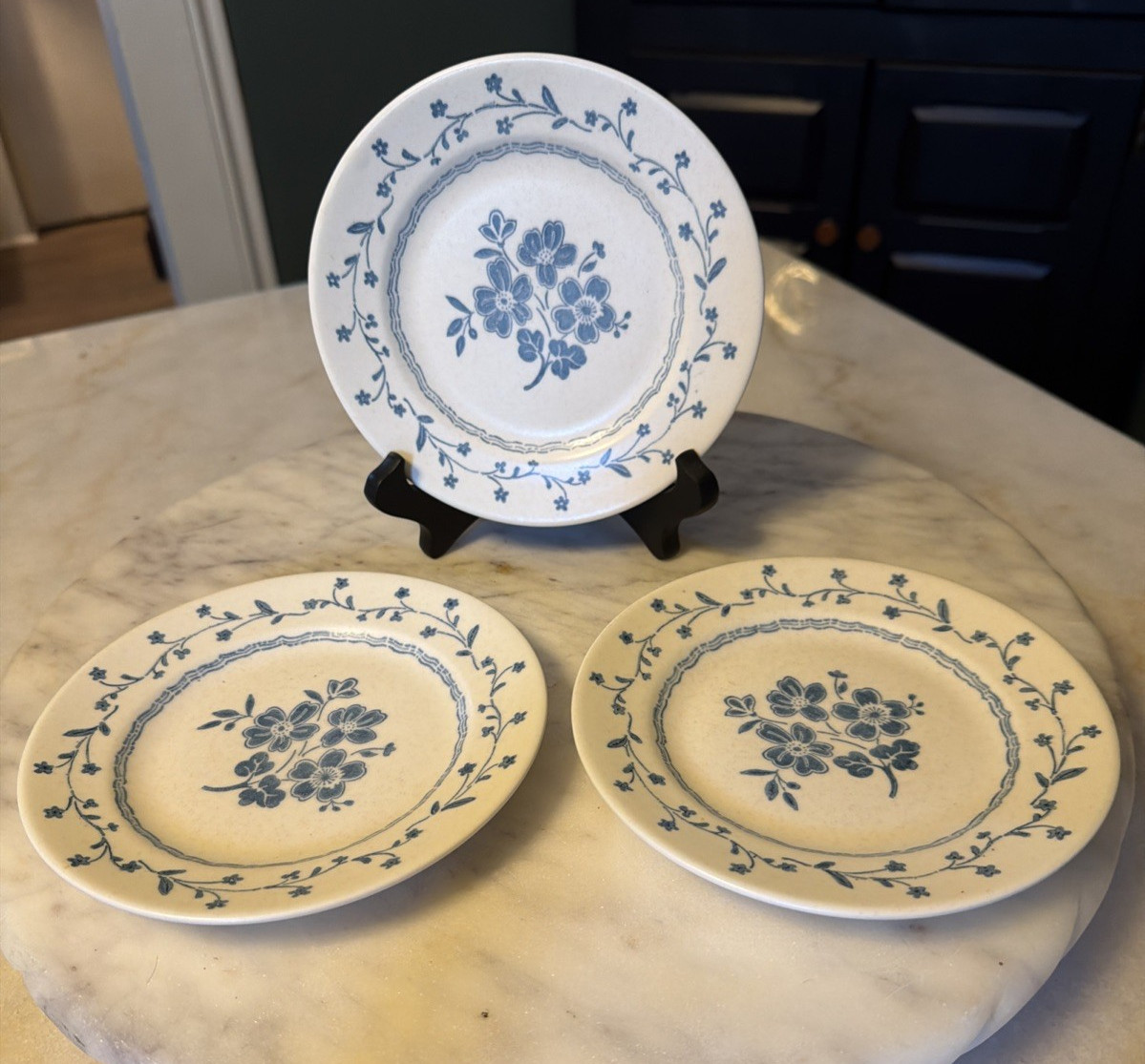 Vintage Royal China Country Charm Blue Floral Bread Plates 6.25″ – Set of 3