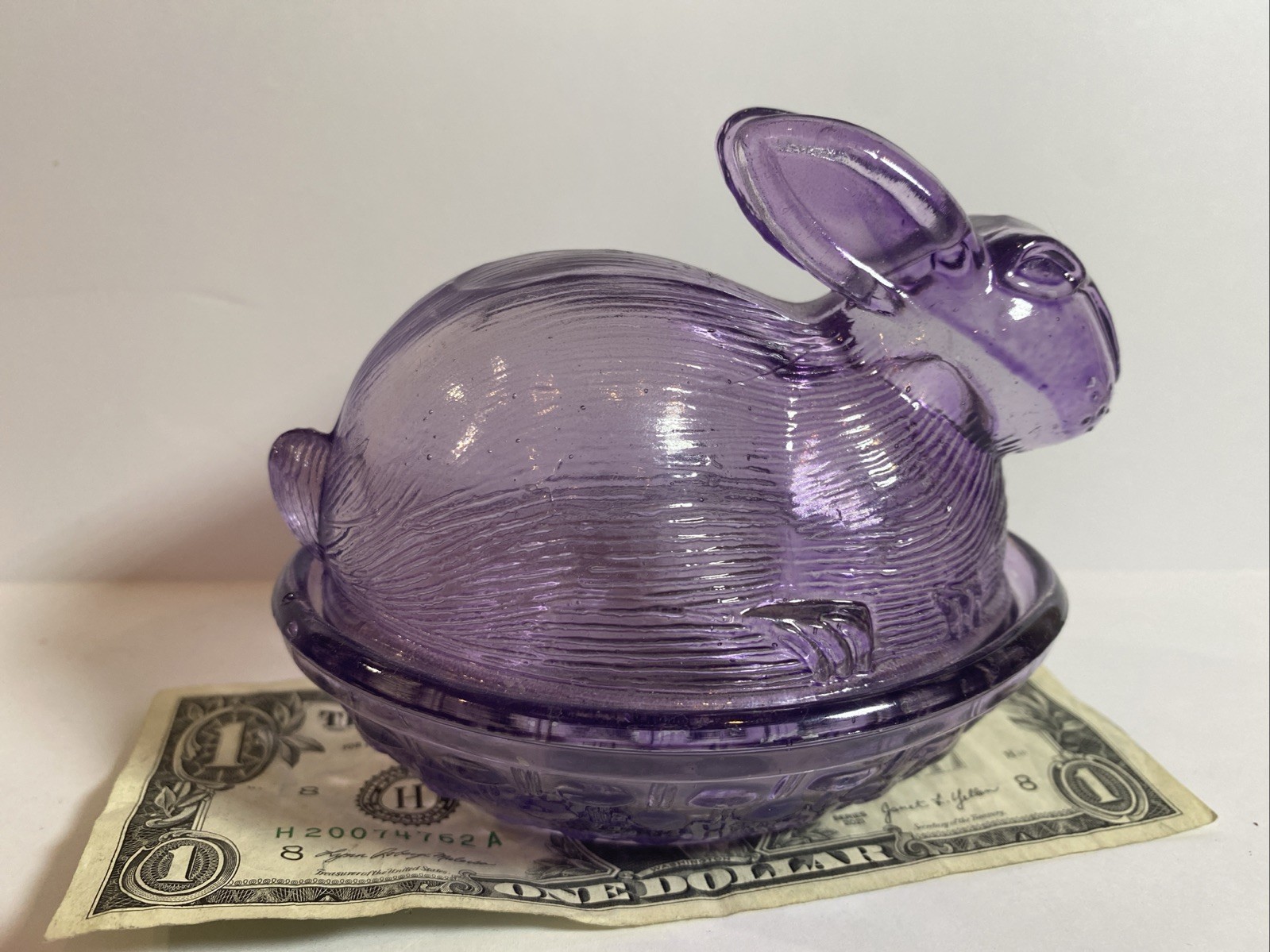 Vintage Lavender Glass Rabbit on Basket Candy Dish w/ Lid Easter Bunny 5”