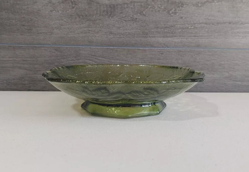 Anchor Hocking Olive Green Grape Harvest Patterned Pitcher & Squared Plate #372