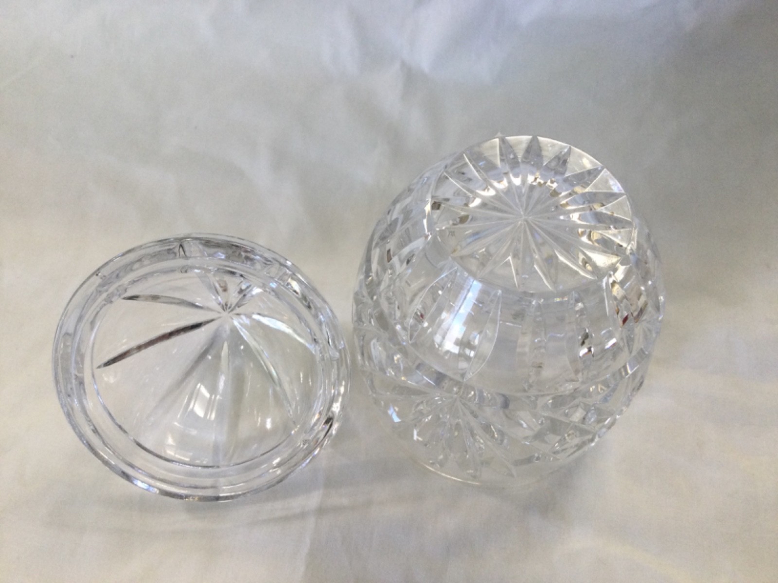 Crystal Egg Shaped Trinket Dish Easter Candy Jar Clear Crystal