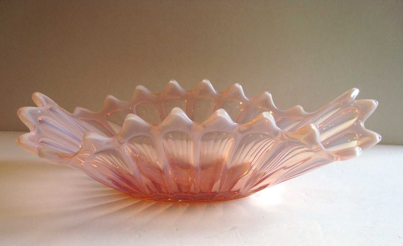 Vintage Fostoria Heirloom Pink Opalescent Crimped Stretched Console Bowl 12″
