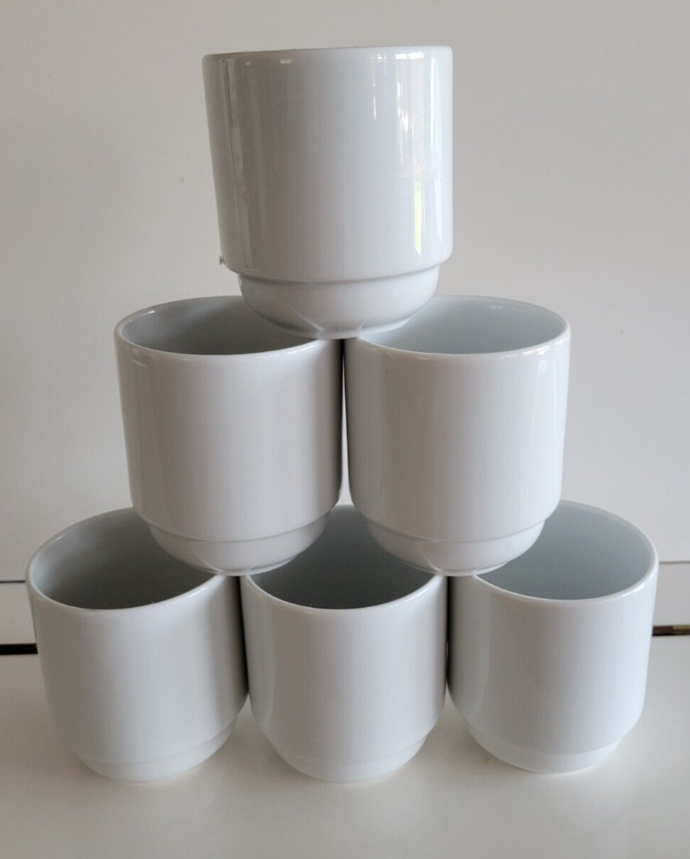 2 BAUSCHER GERMANY WHITE PORCELAIN COFFEE CUPS 3.5 INCHES DIAMETER 3 INCHES 6 OZ