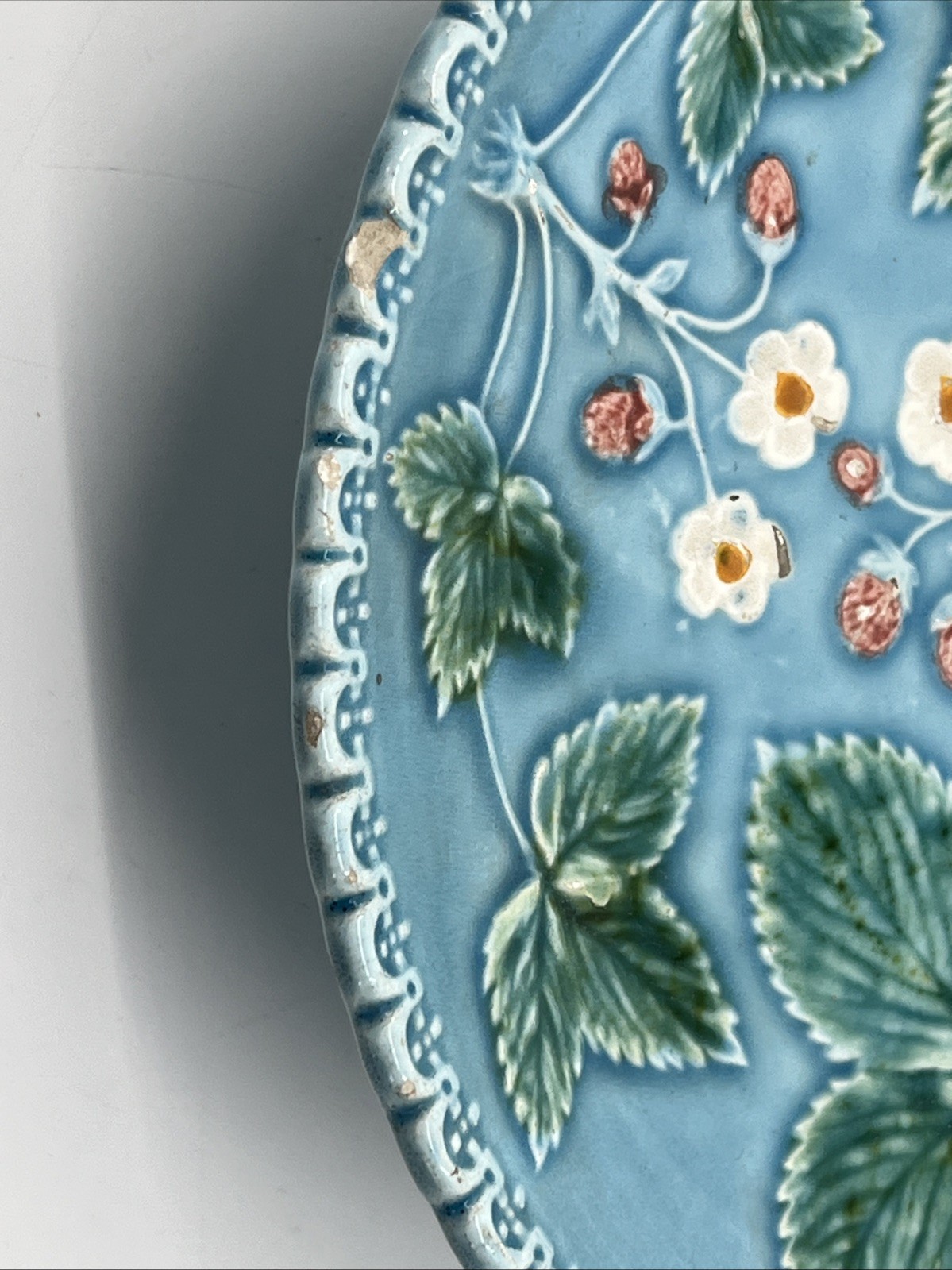 Vintage Zell Majolica Strawberry Pattern 9.25” Pedestal Plate Stand Blue Green