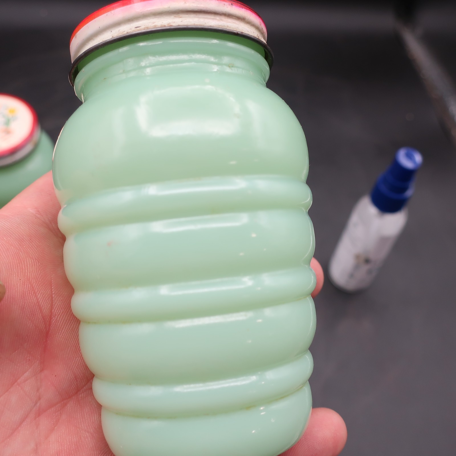 Vtg Fire King Jadeite TULIP LIDS SALT PEPPER shaker set 1950s Beautiful HTF