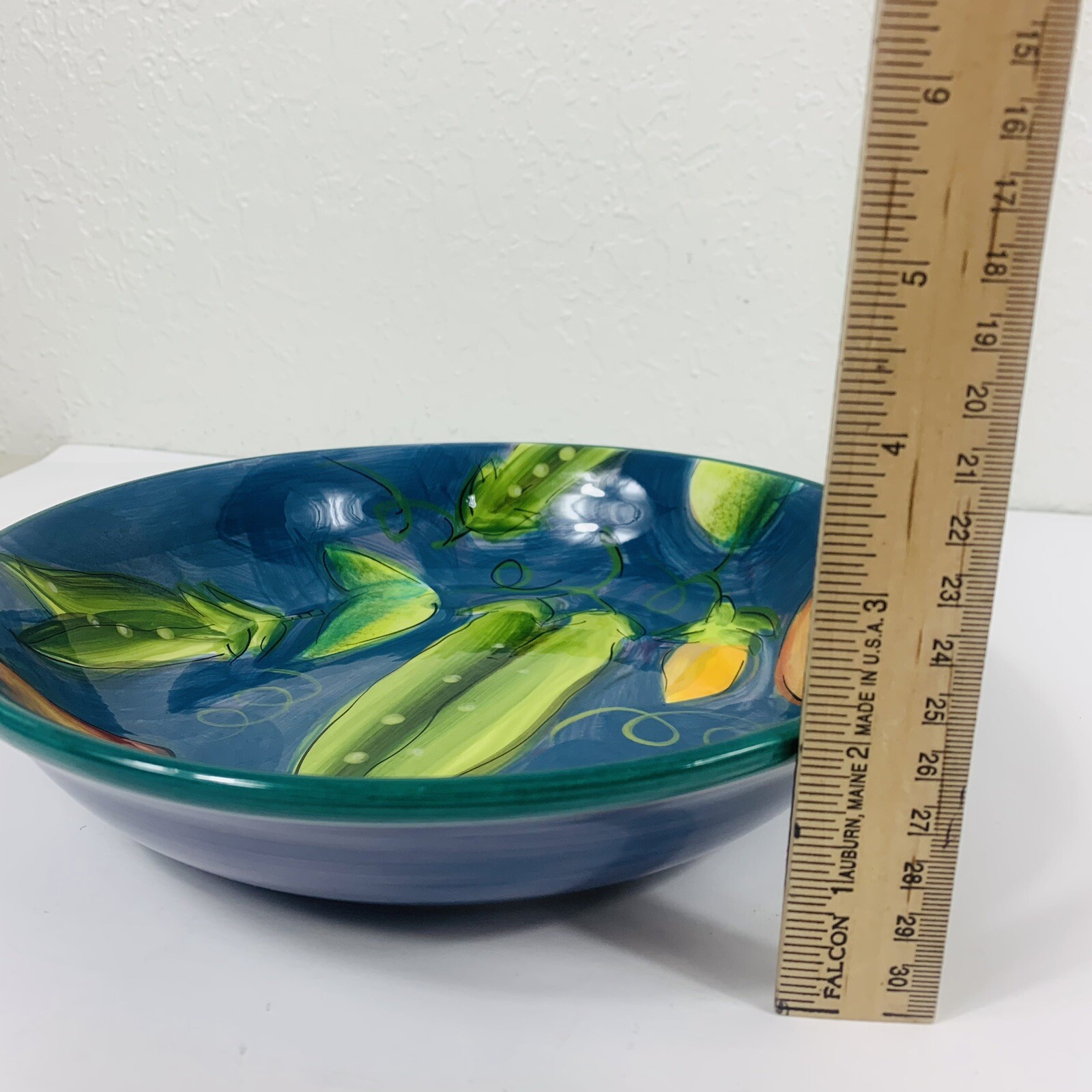 Linda Montgomery 9.5″ Salad Bowl Provence Certified International Snap Peas Pods