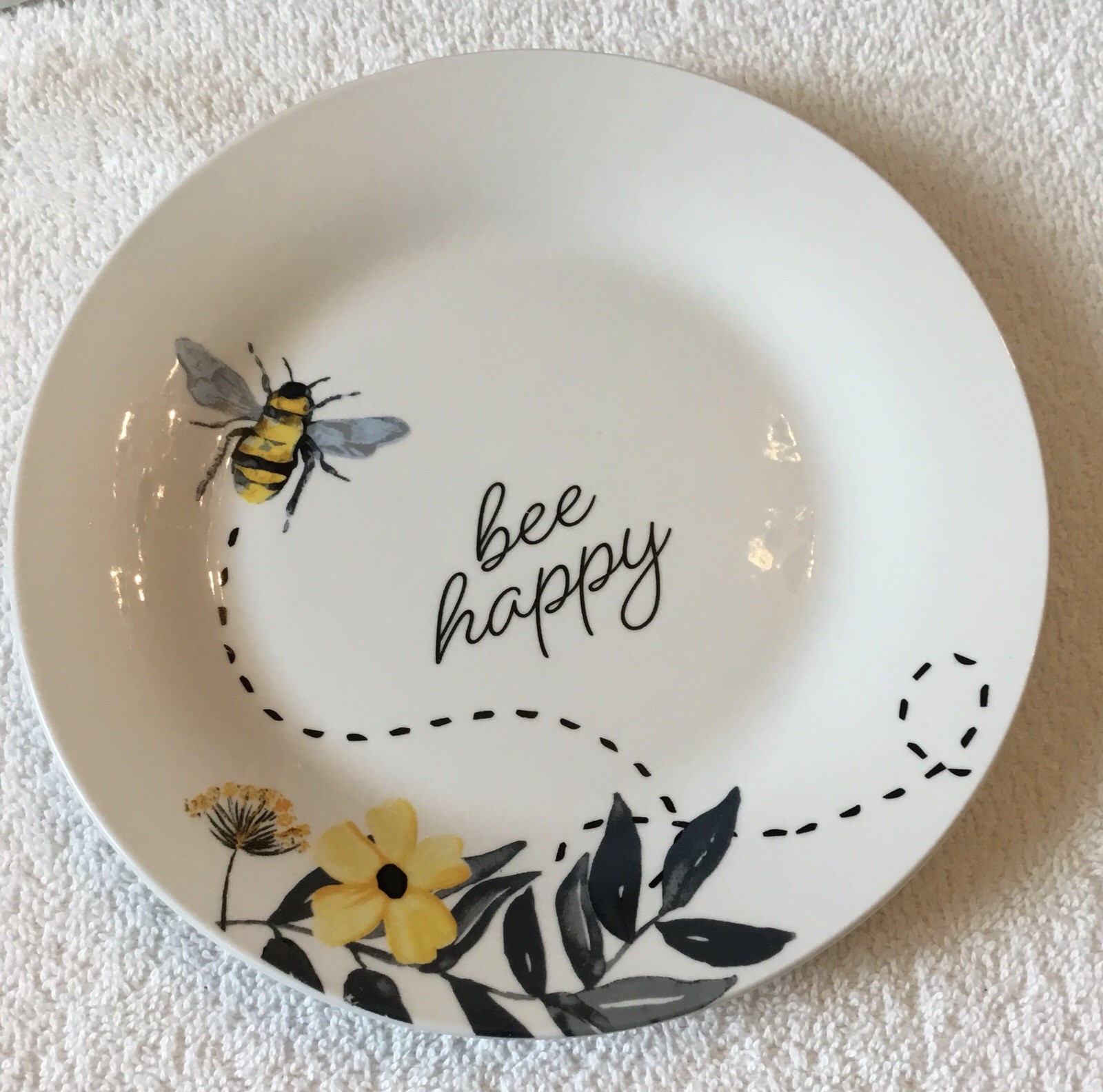 Royal Norfolk honey bee pattern 8″ plate set of 2
