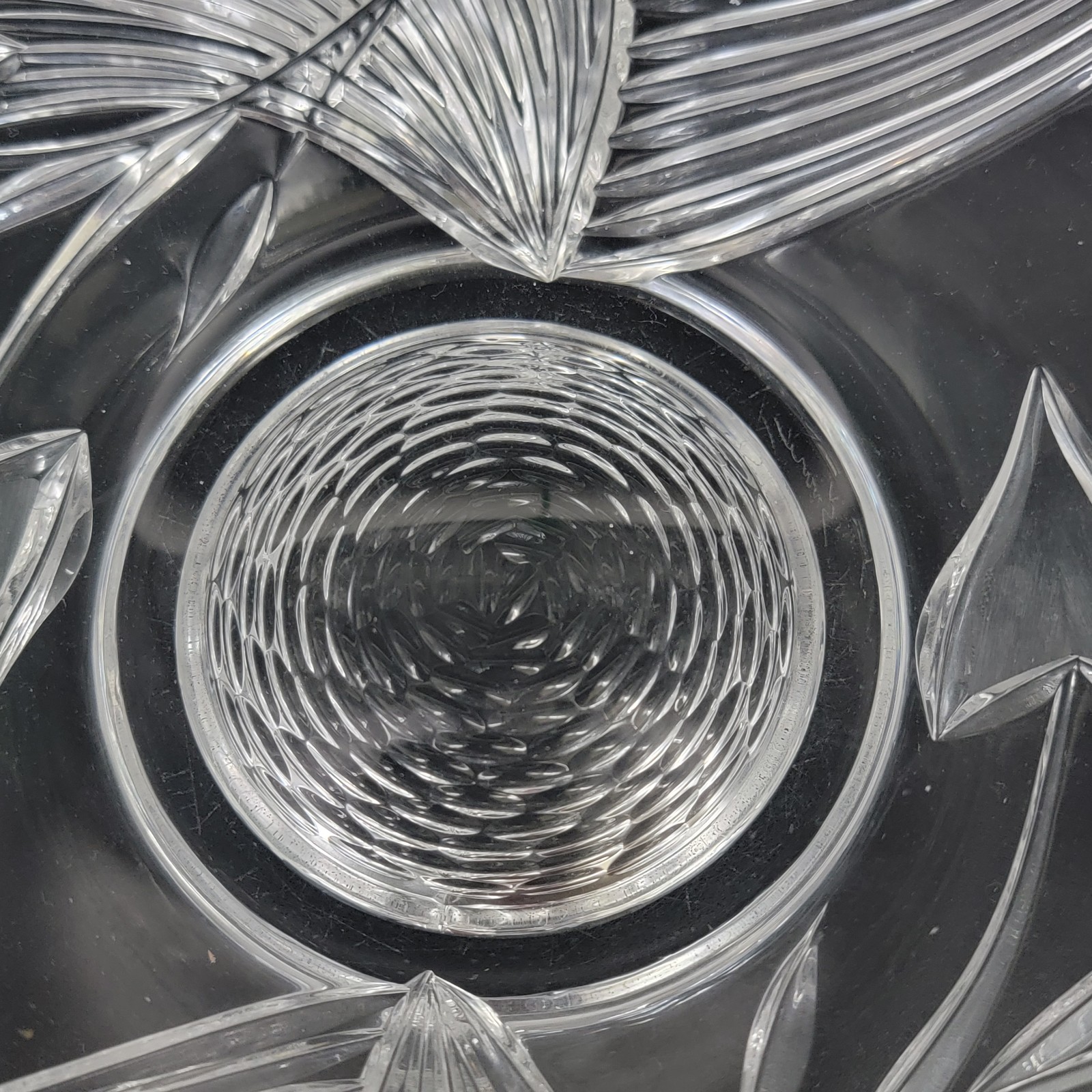 HTF Signed Josef Svarc 13.25″W Intaglio Cut Crystal Console Bowl Wheat Czech