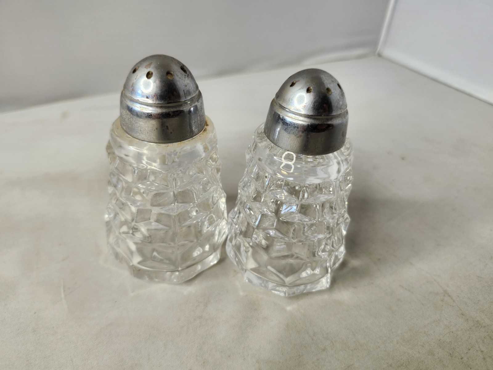 VTG Set of Fostoria American Clear Glass Salt and Pepper Shakers Metal Lid Cap