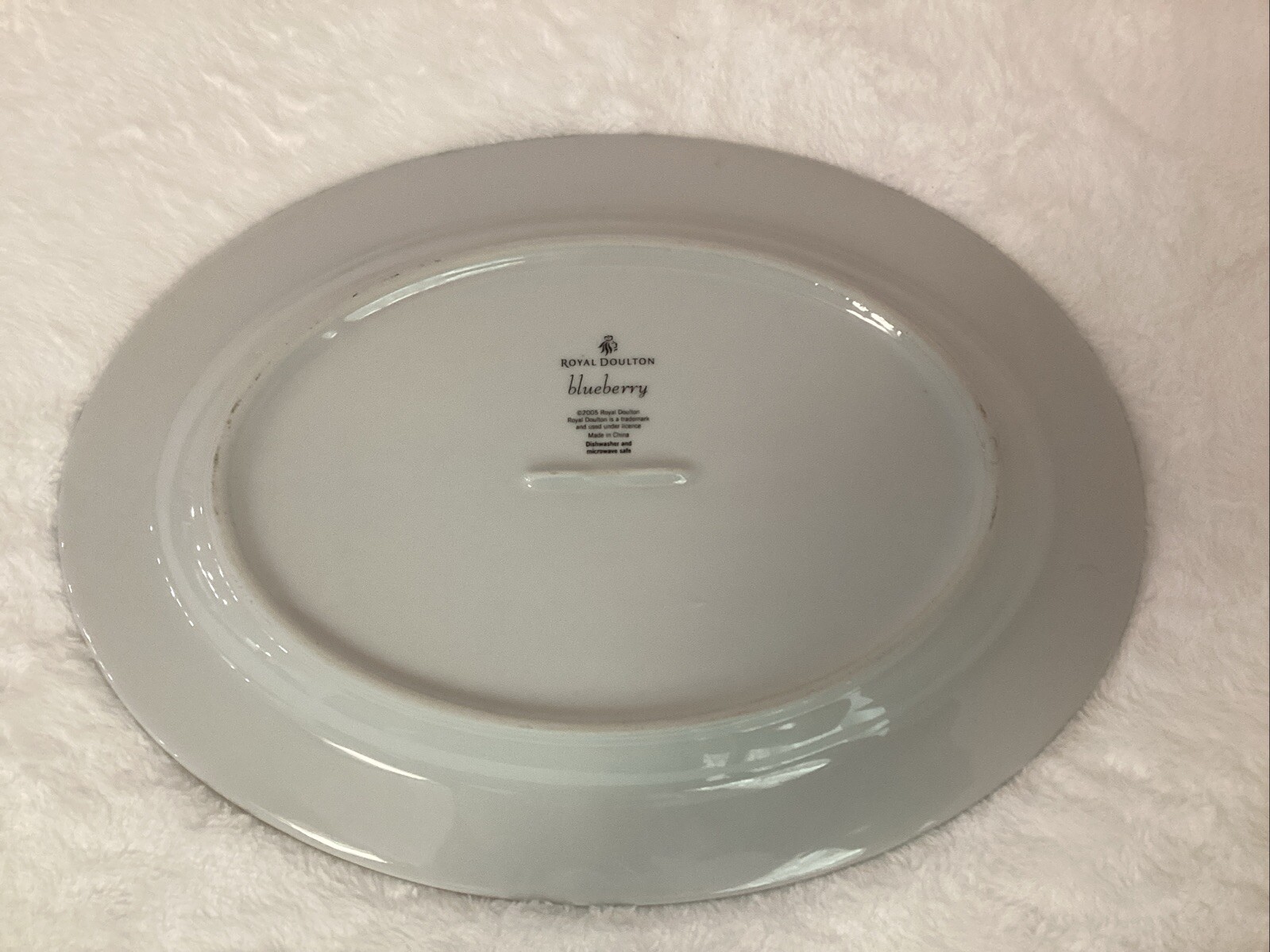 Blueberry by Royal Doulton Crafted in England Dinnerware Set of 15 Pieces