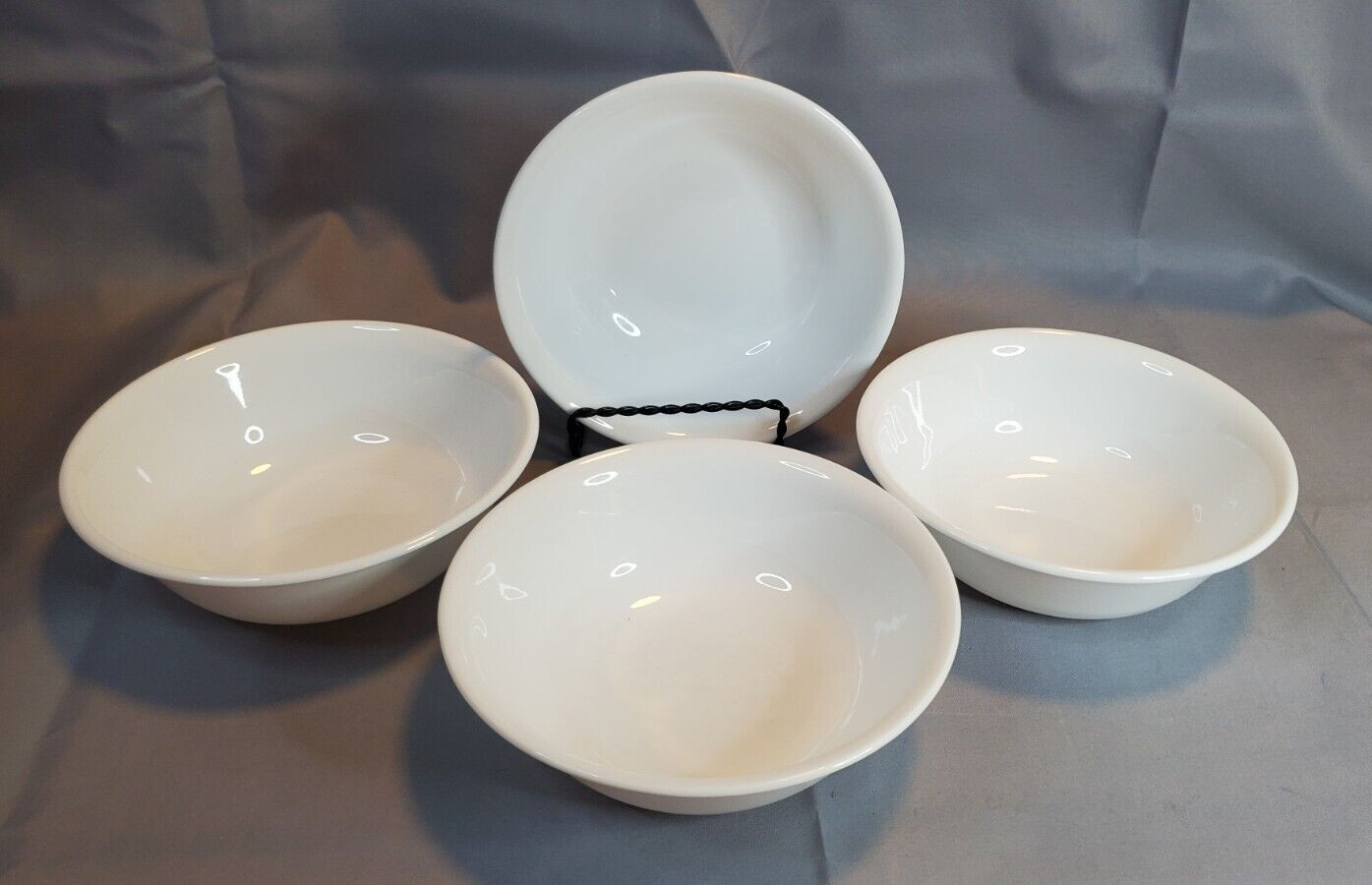 Corelle Winter Frost White Cereal or Soup Bowls 6.25 in. Set of 4 Vintage