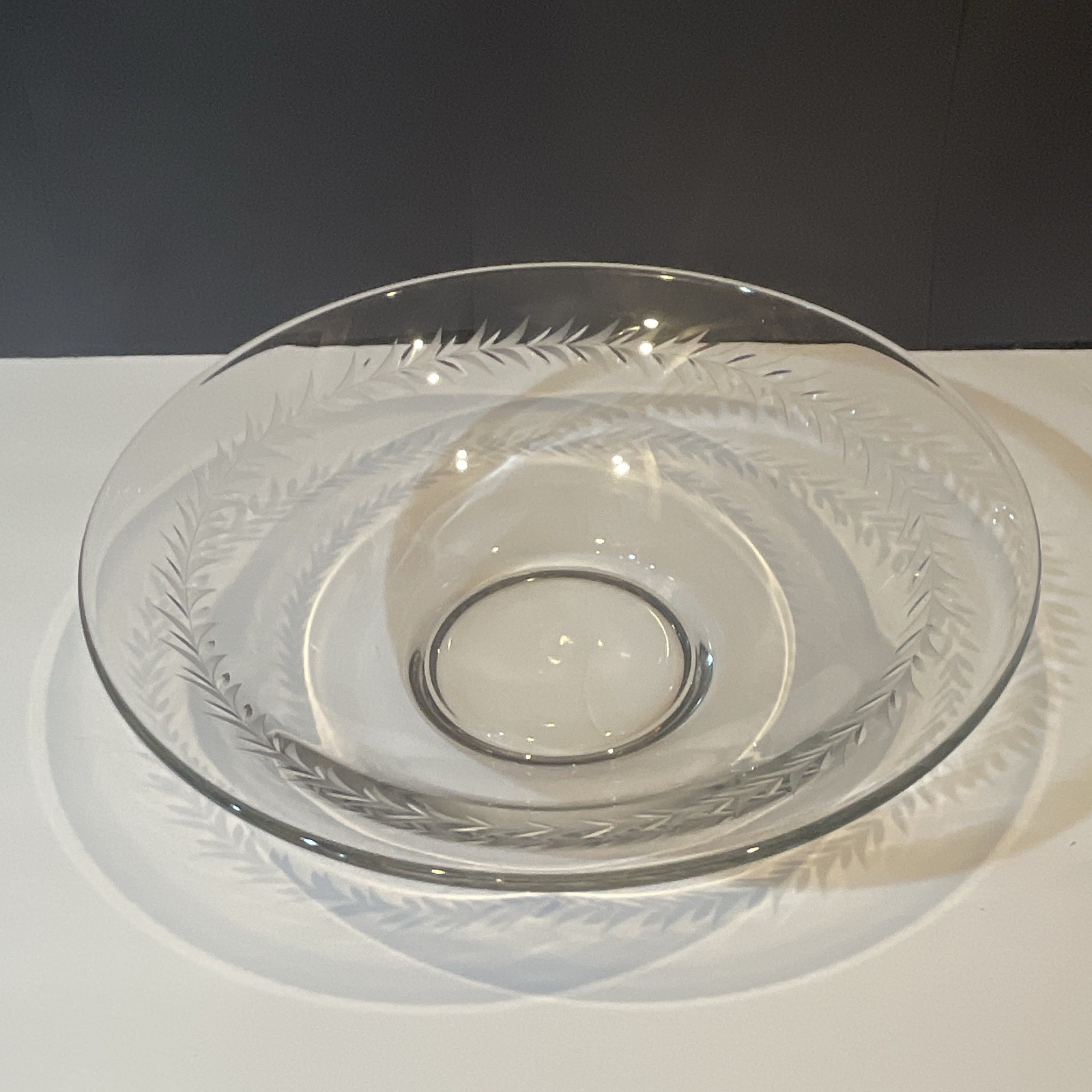 Clear Round Glass Bowl, Decorative Etched Leaf Pattern
