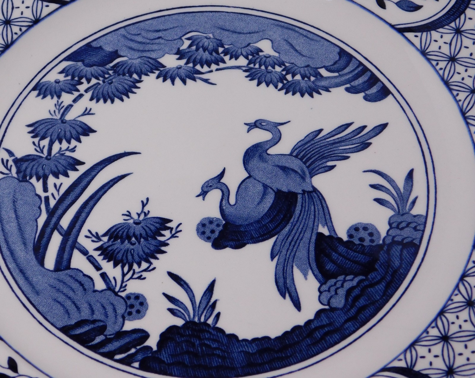 Royal Stafford Old Chelsea 10 3/4″ Dinner Plate – England