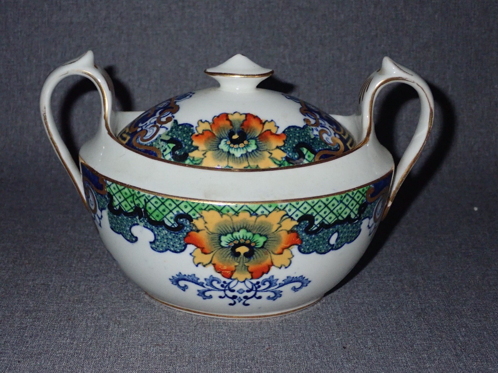 Coronet English Bone China Sugar Bowl Asian Floral & Scrolls Pattern Gold Accent