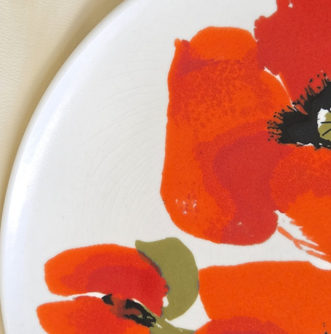 Vintage Mikasa Vera Red Poppy 9 pc. Set Dinner Salad Plates Platter Japan F7101