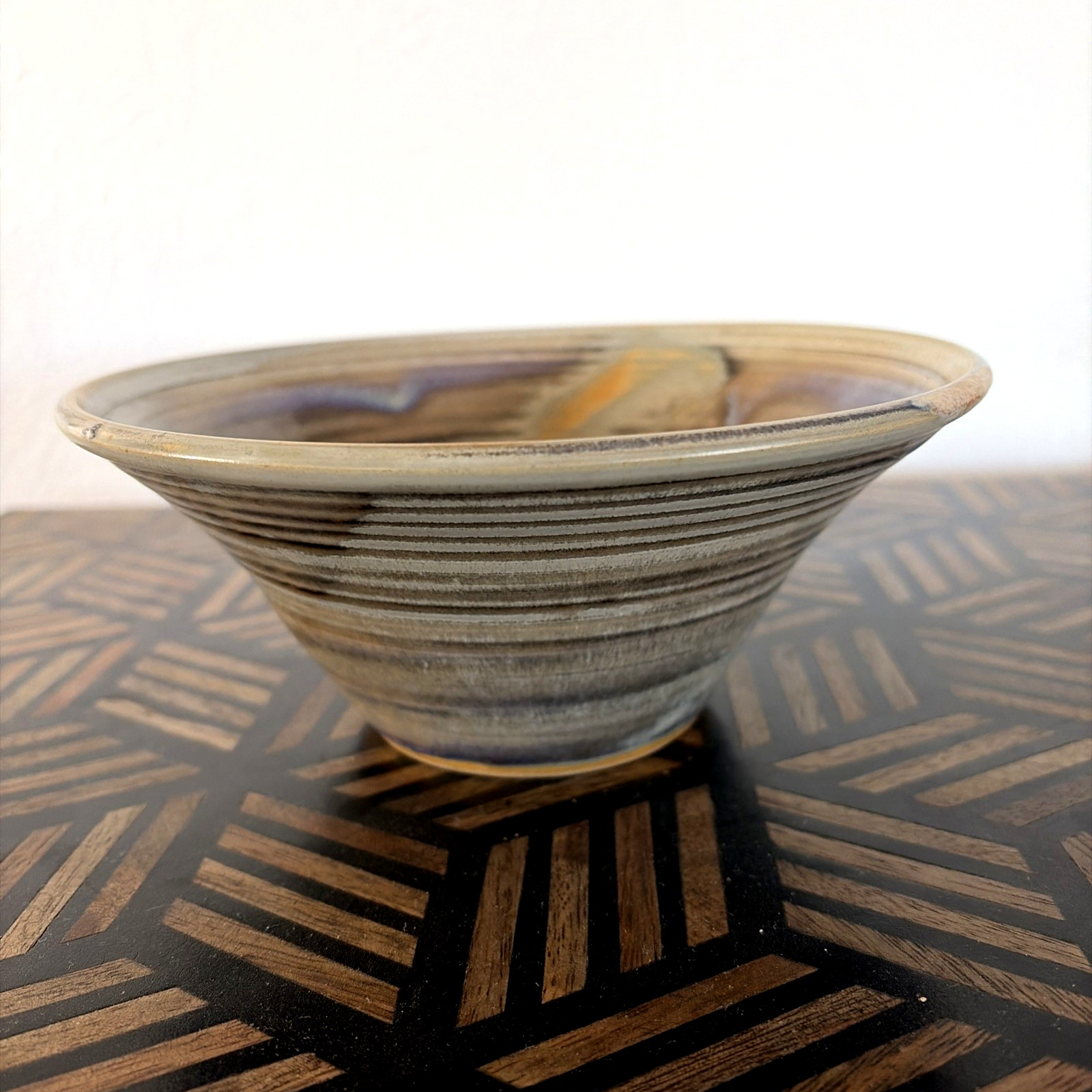 Vintage Hand Thrown Studio Art Pottery Bowl / Dish 7×3″ Gray Blue Drip Glaze