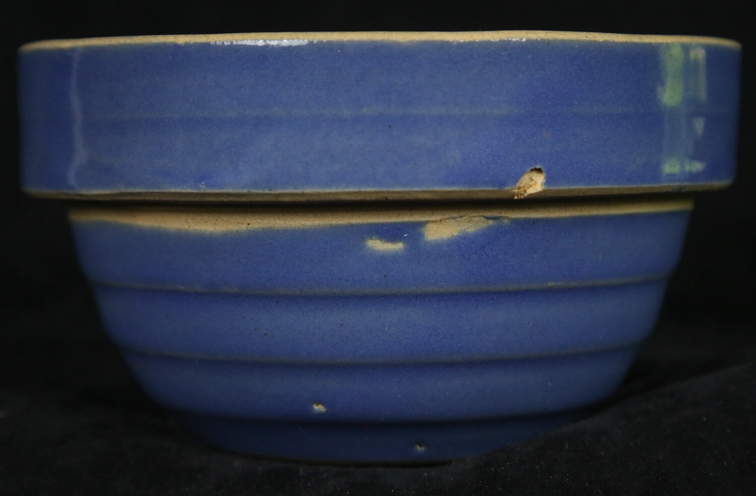 Vintage Yellow Ware Cobalt Blue Nesting Bowl w/ Beehive Sides 5” Wide USA