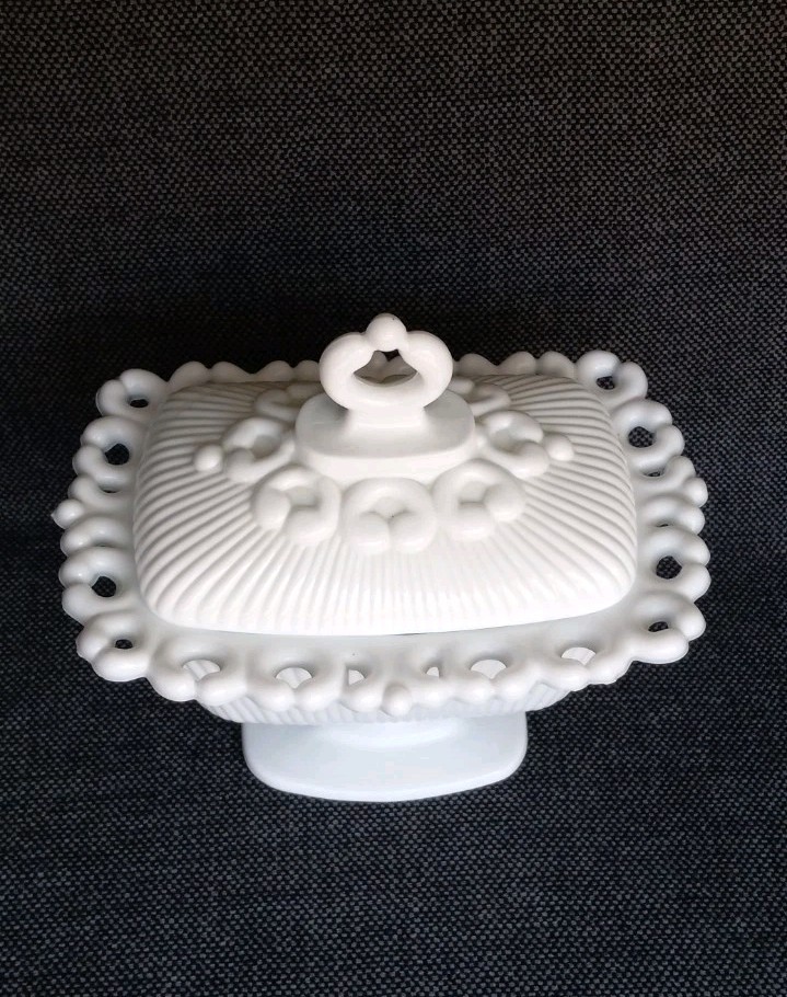Westmoreland DORIC Ribbed Open Lace Milk Glass Pedestal Compote Bowl with Lid