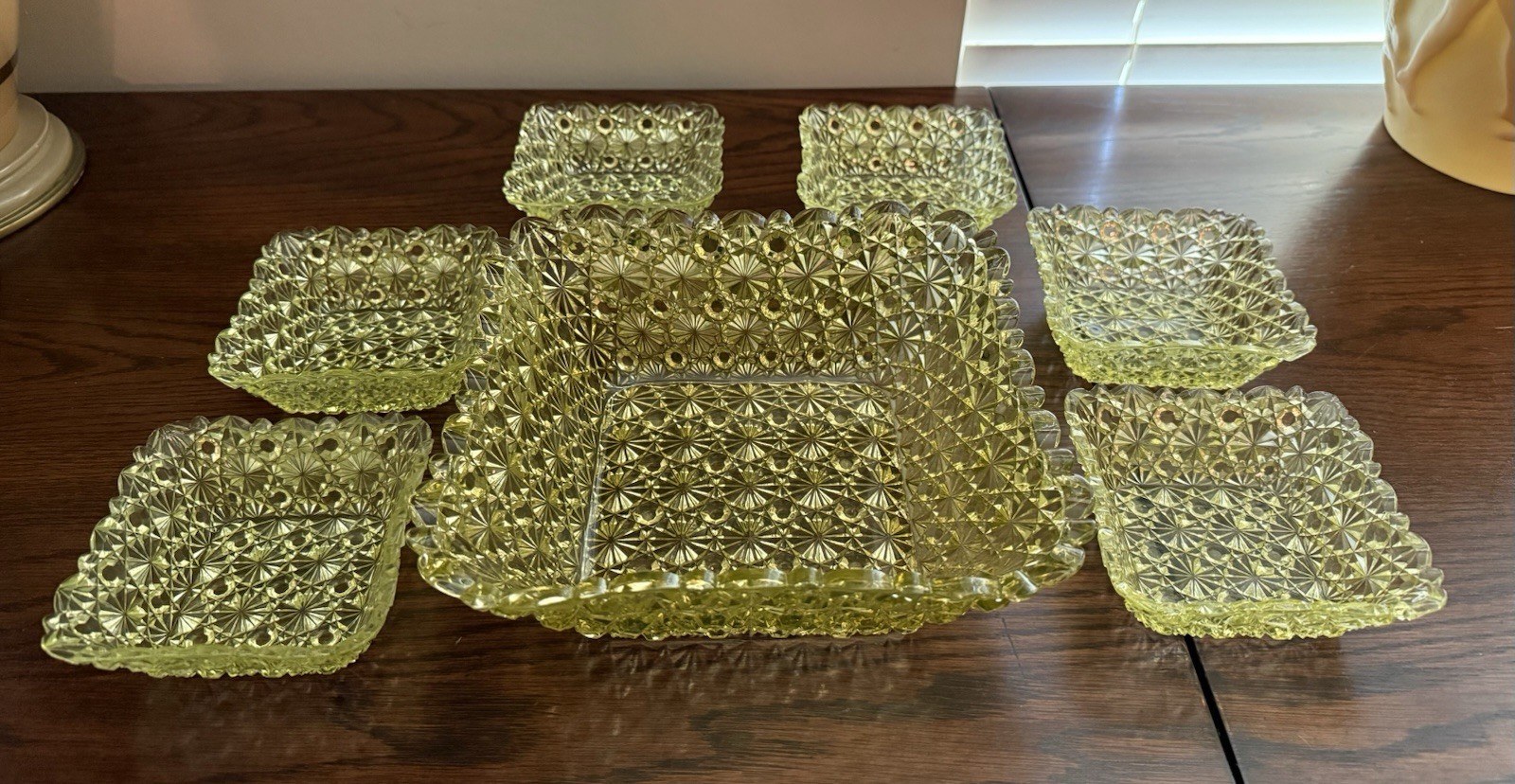 Hobbs Brockunier & Co Vaseline Uranium Glass Daisy & Button Berry Bowl Set #101