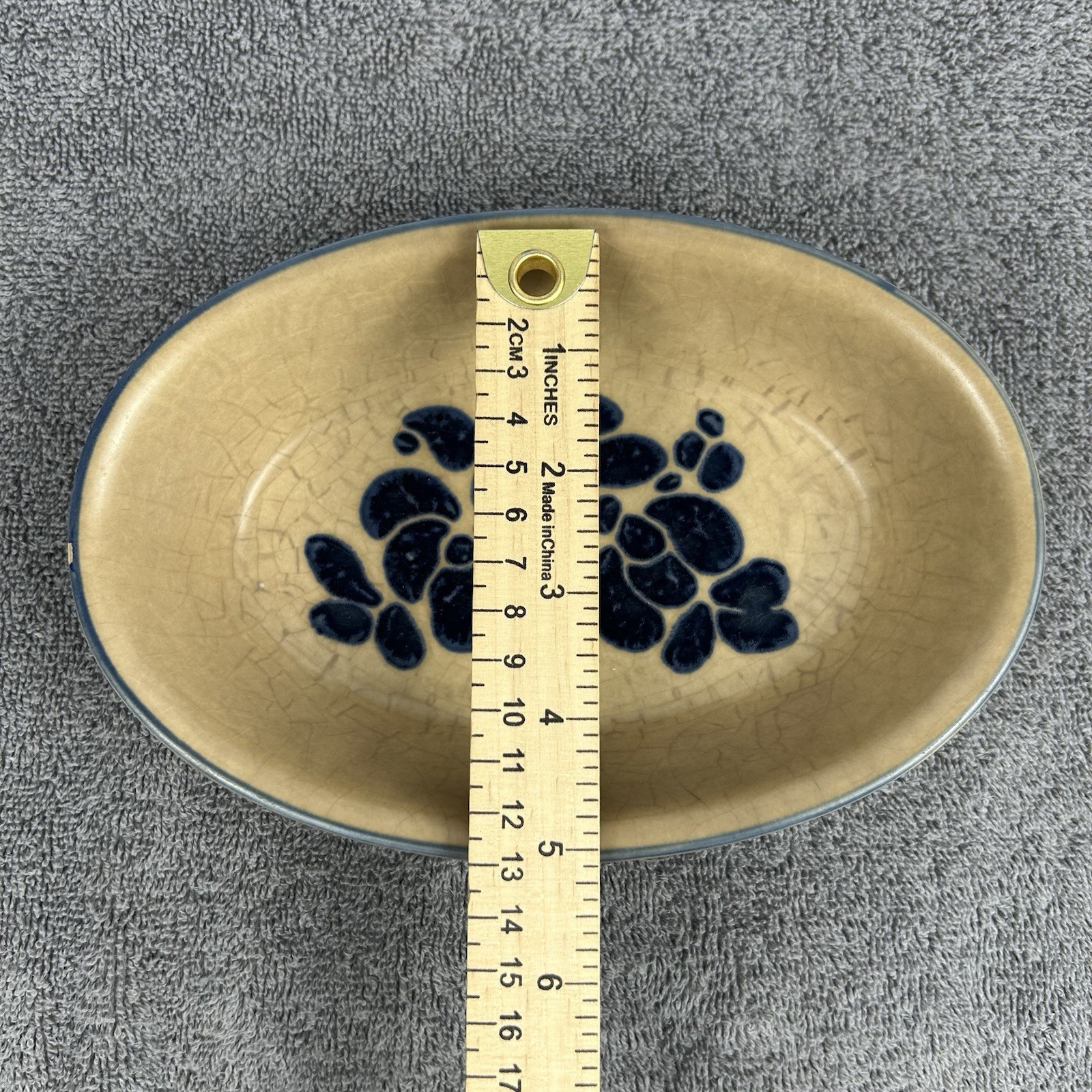 Pfaltzgraff Folk Art Oval Baker 7″ Length Tan & Blue